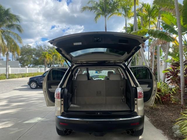 2009 Gold Mist Metallic /Light Titanium GMC Acadia SLT2 LOW MILES LEATHER (1GKER33D89J) with an 3.6L SIDI V6 Engine engine, Automatic transmission, located at 4701 North Dixie Hwy, Pompano Beach, FL, 33064, (954) 422-2889, 26.240938, -80.123474 - OUR WEBPAGE FLORIDACARS1.COM HAS OVER 100 PHOTOS AND FREE CARFAX LINK 2009 GMC ACADIA SLT-2 LEATHER 3RD ROW SUNROOF LOW MILES VIN: 1GKER33D89J136397 1 G K E R 3 3 D 8 9 J 1 3 6 3 9 7 4 DOOR WAGON/SPORT UTILITY 3.6L V6 F DOHC 24V GASOLINE 24 MPG FRONT WHEEL DRIVE Features ABS Brakes Air Conditioning - Photo#15