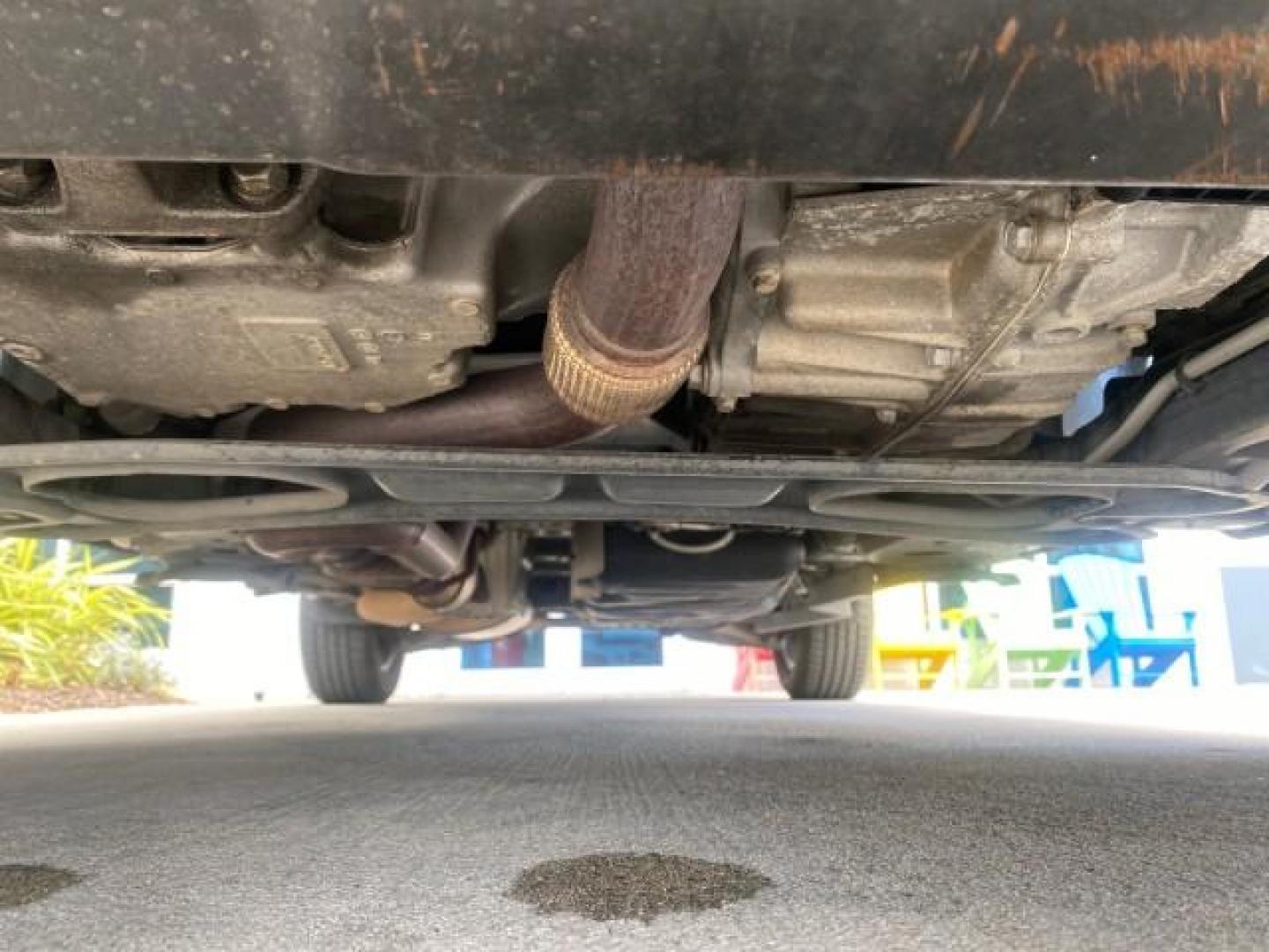 2009 Gold Mist Metallic /Light Titanium GMC Acadia SLT2 LOW MILES LEATHER SUV (1GKER33D89J) with an 3.6L SIDI V6 Engine engine, Automatic transmission, located at 4701 North Dixie Hwy, Pompano Beach, FL, 33064, (954) 422-2889, 26.240938, -80.123474 - OUR WEBPAGE FLORIDACARS1.COM HAS OVER 100 PHOTOS AND FREE CARFAX LINK 2009 GMC ACADIA SLT-2 LEATHER 3RD ROW SUNROOF LOW MILES VIN: 1GKER33D89J136397 1 G K E R 3 3 D 8 9 J 1 3 6 3 9 7 4 DOOR WAGON/SPORT UTILITY 3.6L V6 F DOHC 24V GASOLINE 24 MPG FRONT WHEEL DRIVE Features ABS Brakes Air Conditioning - Photo#21