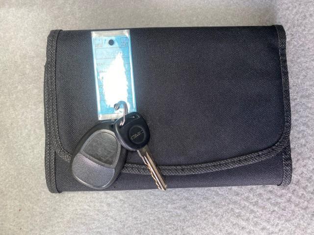 2009 Gold Mist Metallic /Light Titanium GMC Acadia SLT2 LOW MILES LEATHER (1GKER33D89J) with an 3.6L SIDI V6 Engine engine, Automatic transmission, located at 4701 North Dixie Hwy, Pompano Beach, FL, 33064, (954) 422-2889, 26.240938, -80.123474 - OUR WEBPAGE FLORIDACARS1.COM HAS OVER 100 PHOTOS AND FREE CARFAX LINK 2009 GMC ACADIA SLT-2 LEATHER 3RD ROW SUNROOF LOW MILES VIN: 1GKER33D89J136397 1 G K E R 3 3 D 8 9 J 1 3 6 3 9 7 4 DOOR WAGON/SPORT UTILITY 3.6L V6 F DOHC 24V GASOLINE 24 MPG FRONT WHEEL DRIVE Features ABS Brakes Air Conditioning - Photo#23