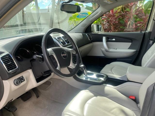 2009 Gold Mist Metallic /Light Titanium GMC Acadia SLT2 LOW MILES LEATHER (1GKER33D89J) with an 3.6L SIDI V6 Engine engine, Automatic transmission, located at 4701 North Dixie Hwy, Pompano Beach, FL, 33064, (954) 422-2889, 26.240938, -80.123474 - OUR WEBPAGE FLORIDACARS1.COM HAS OVER 100 PHOTOS AND FREE CARFAX LINK 2009 GMC ACADIA SLT-2 LEATHER 3RD ROW SUNROOF LOW MILES VIN: 1GKER33D89J136397 1 G K E R 3 3 D 8 9 J 1 3 6 3 9 7 4 DOOR WAGON/SPORT UTILITY 3.6L V6 F DOHC 24V GASOLINE 24 MPG FRONT WHEEL DRIVE Features ABS Brakes Air Conditioning - Photo#47