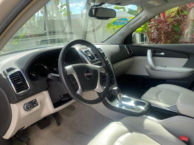 2009 Gold Mist Metallic /Light Titanium GMC Acadia SLT2 LOW MILES LEATHER (1GKER33D89J) with an 3.6L SIDI V6 Engine engine, Automatic transmission, located at 4701 North Dixie Hwy, Pompano Beach, FL, 33064, (954) 422-2889, 26.240938, -80.123474 - OUR WEBPAGE FLORIDACARS1.COM HAS OVER 100 PHOTOS AND FREE CARFAX LINK 2009 GMC ACADIA SLT-2 LEATHER 3RD ROW SUNROOF LOW MILES VIN: 1GKER33D89J136397 1 G K E R 3 3 D 8 9 J 1 3 6 3 9 7 4 DOOR WAGON/SPORT UTILITY 3.6L V6 F DOHC 24V GASOLINE 24 MPG FRONT WHEEL DRIVE Features ABS Brakes Air Conditioning - Photo#48