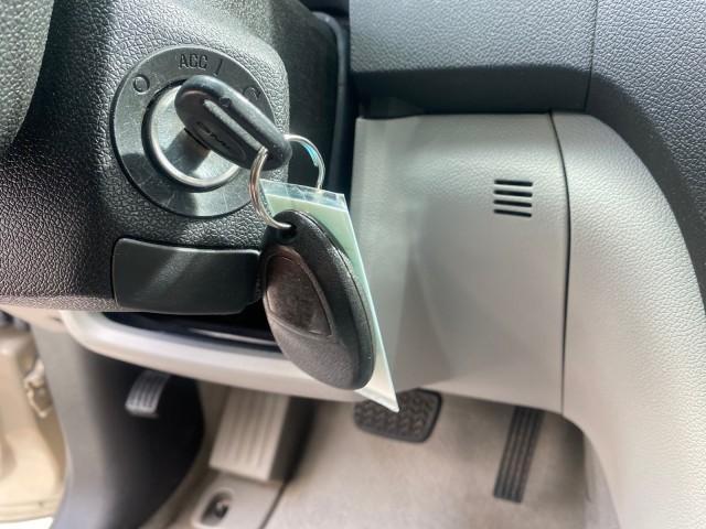 2009 Gold Mist Metallic /Light Titanium GMC Acadia SLT2 LOW MILES LEATHER (1GKER33D89J) with an 3.6L SIDI V6 Engine engine, Automatic transmission, located at 4701 North Dixie Hwy, Pompano Beach, FL, 33064, (954) 422-2889, 26.240938, -80.123474 - OUR WEBPAGE FLORIDACARS1.COM HAS OVER 100 PHOTOS AND FREE CARFAX LINK 2009 GMC ACADIA SLT-2 LEATHER 3RD ROW SUNROOF LOW MILES VIN: 1GKER33D89J136397 1 G K E R 3 3 D 8 9 J 1 3 6 3 9 7 4 DOOR WAGON/SPORT UTILITY 3.6L V6 F DOHC 24V GASOLINE 24 MPG FRONT WHEEL DRIVE Features ABS Brakes Air Conditioning - Photo#56