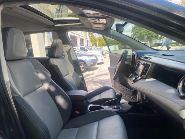 2013 Magnetic Gray Metallic /Ash Toyota RAV4 Limited LOW MILES 41,052 1 OWNER (2T3YFREVXDW) with an 2.5L DOHC SFI 16-Valve I4 Engine engine, Automatic transmission, located at 4701 North Dixie Hwy, Pompano Beach, FL, 33064, (954) 422-2889, 26.240938, -80.123474 - OUR WEBPAGE FLORIDACARS1.COM HAS OVER 100 PHOTOS AND FREE CARFAX LINK 2013 TOYOTA RAV4 LIMITED LEATHER SUNROOF THIS IS THE MOST LOADED RAV4 WE'VE EVER LISTED VIN: 2T3YFREVXDW067801 2 T 3 Y F R E V X D W 0 6 7 8 0 1 4 DOOR WAGON/SPORT UTILITY 2.5L I4 F DOHC 16V GASOLINE 31 MPG FRONT WHEEL DRIVE Featu - Photo#12