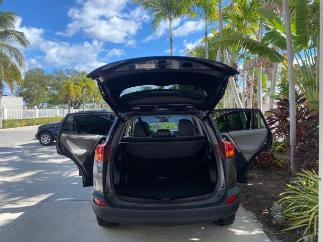 2013 Magnetic Gray Metallic /Ash Toyota RAV4 Limited LOW MILES 41,052 1 OWNER (2T3YFREVXDW) with an 2.5L DOHC SFI 16-Valve I4 Engine engine, Automatic transmission, located at 4701 North Dixie Hwy, Pompano Beach, FL, 33064, (954) 422-2889, 26.240938, -80.123474 - OUR WEBPAGE FLORIDACARS1.COM HAS OVER 100 PHOTOS AND FREE CARFAX LINK 2013 TOYOTA RAV4 LIMITED LEATHER SUNROOF THIS IS THE MOST LOADED RAV4 WE'VE EVER LISTED VIN: 2T3YFREVXDW067801 2 T 3 Y F R E V X D W 0 6 7 8 0 1 4 DOOR WAGON/SPORT UTILITY 2.5L I4 F DOHC 16V GASOLINE 31 MPG FRONT WHEEL DRIVE Featu - Photo#15