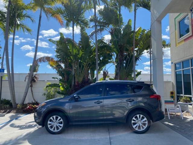 2013 Magnetic Gray Metallic /Ash Toyota RAV4 Limited LOW MILES 41,052 1 OWNER (2T3YFREVXDW) with an 2.5L DOHC SFI 16-Valve I4 Engine engine, Automatic transmission, located at 4701 North Dixie Hwy, Pompano Beach, FL, 33064, (954) 422-2889, 26.240938, -80.123474 - OUR WEBPAGE FLORIDACARS1.COM HAS OVER 100 PHOTOS AND FREE CARFAX LINK 2013 TOYOTA RAV4 LIMITED LEATHER SUNROOF THIS IS THE MOST LOADED RAV4 WE'VE EVER LISTED VIN: 2T3YFREVXDW067801 2 T 3 Y F R E V X D W 0 6 7 8 0 1 4 DOOR WAGON/SPORT UTILITY 2.5L I4 F DOHC 16V GASOLINE 31 MPG FRONT WHEEL DRIVE Featu - Photo#31