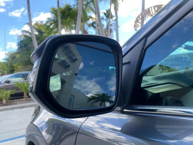 2013 Magnetic Gray Metallic /Ash Toyota RAV4 Limited LOW MILES 41,052 1 OWNER (2T3YFREVXDW) with an 2.5L DOHC SFI 16-Valve I4 Engine engine, Automatic transmission, located at 4701 North Dixie Hwy, Pompano Beach, FL, 33064, (954) 422-2889, 26.240938, -80.123474 - OUR WEBPAGE FLORIDACARS1.COM HAS OVER 100 PHOTOS AND FREE CARFAX LINK 2013 TOYOTA RAV4 LIMITED LEATHER SUNROOF THIS IS THE MOST LOADED RAV4 WE'VE EVER LISTED VIN: 2T3YFREVXDW067801 2 T 3 Y F R E V X D W 0 6 7 8 0 1 4 DOOR WAGON/SPORT UTILITY 2.5L I4 F DOHC 16V GASOLINE 31 MPG FRONT WHEEL DRIVE Featu - Photo#39