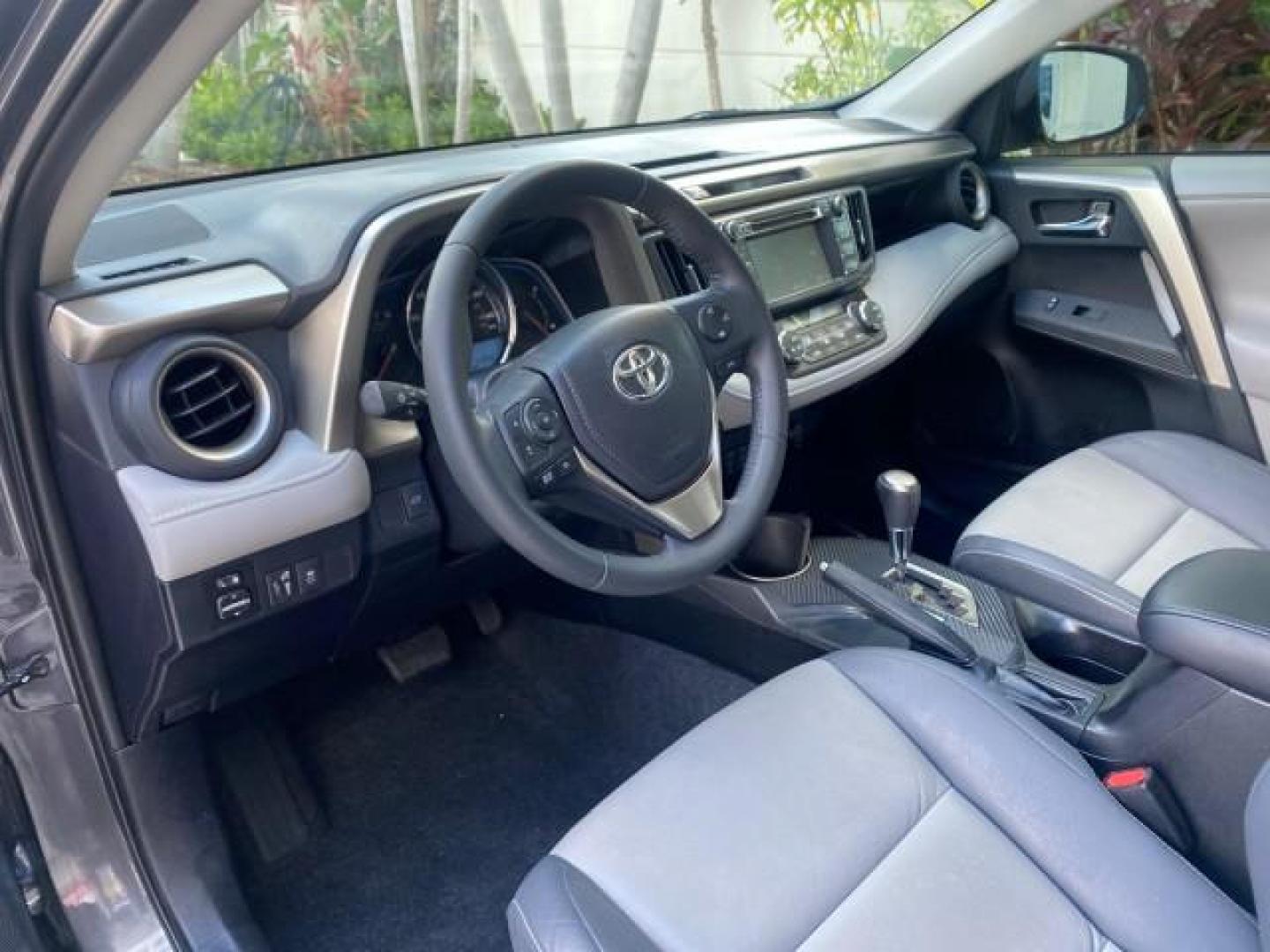 2013 Magnetic Gray Metallic /Ash Toyota RAV4 Limited LOW MILES 41,052 1 OWNER (2T3YFREVXDW) with an 2.5L DOHC SFI 16-Valve I4 Engine engine, Automatic transmission, located at 4701 North Dixie Hwy, Pompano Beach, FL, 33064, (954) 422-2889, 26.240938, -80.123474 - OUR WEBPAGE FLORIDACARS1.COM HAS OVER 100 PHOTOS AND FREE CARFAX LINK 2013 TOYOTA RAV4 LIMITED LEATHER SUNROOF THIS IS THE MOST LOADED RAV4 WE'VE EVER LISTED VIN: 2T3YFREVXDW067801 2 T 3 Y F R E V X D W 0 6 7 8 0 1 4 DOOR WAGON/SPORT UTILITY 2.5L I4 F DOHC 16V GASOLINE 31 MPG FRONT WHEEL DRIVE Featu - Photo#48