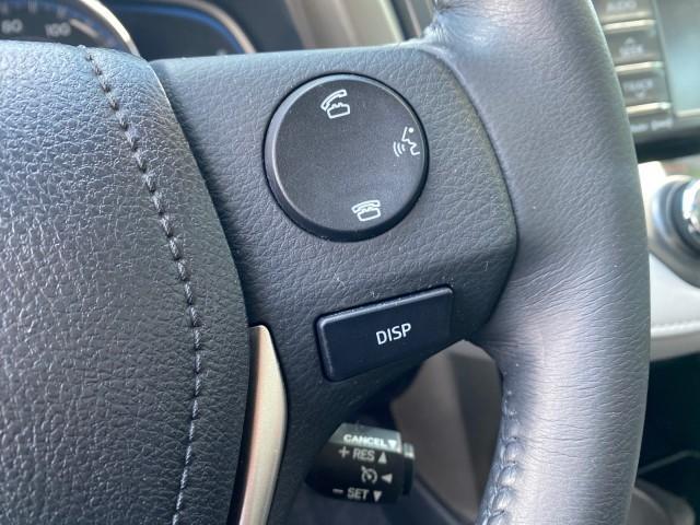 2013 Magnetic Gray Metallic /Ash Toyota RAV4 Limited LOW MILES 41,052 1 OWNER (2T3YFREVXDW) with an 2.5L DOHC SFI 16-Valve I4 Engine engine, Automatic transmission, located at 4701 North Dixie Hwy, Pompano Beach, FL, 33064, (954) 422-2889, 26.240938, -80.123474 - OUR WEBPAGE FLORIDACARS1.COM HAS OVER 100 PHOTOS AND FREE CARFAX LINK 2013 TOYOTA RAV4 LIMITED LEATHER SUNROOF THIS IS THE MOST LOADED RAV4 WE'VE EVER LISTED VIN: 2T3YFREVXDW067801 2 T 3 Y F R E V X D W 0 6 7 8 0 1 4 DOOR WAGON/SPORT UTILITY 2.5L I4 F DOHC 16V GASOLINE 31 MPG FRONT WHEEL DRIVE Featu - Photo#51