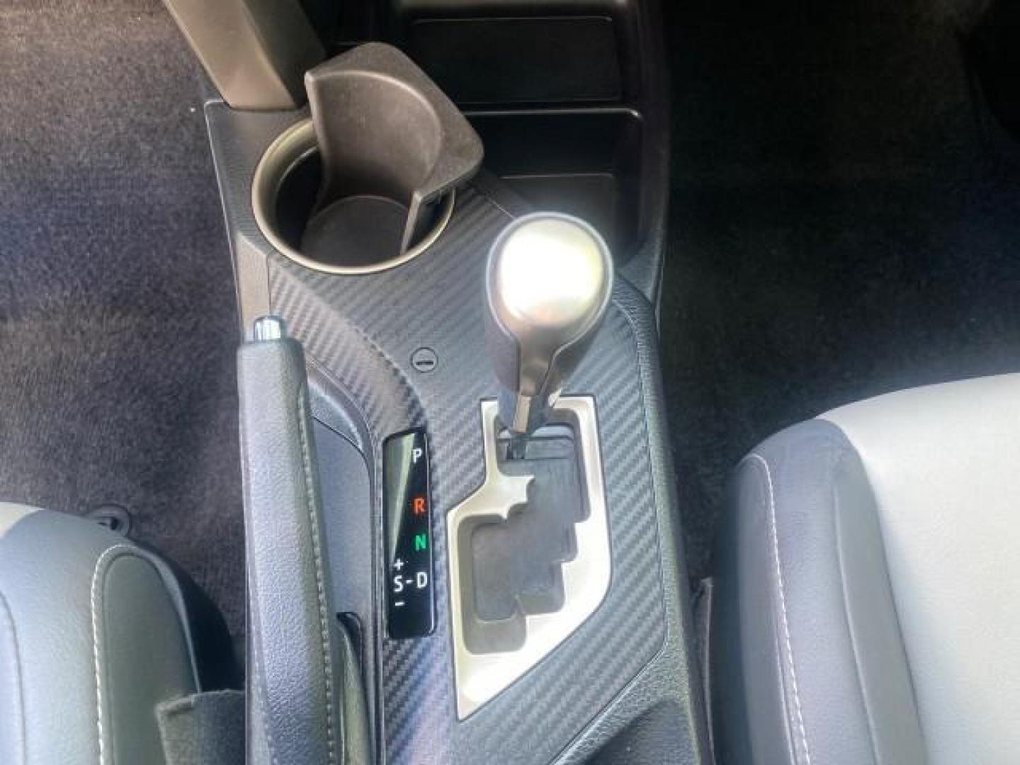 2013 Magnetic Gray Metallic /Ash Toyota RAV4 Limited LOW MILES 41,052 1 OWNER (2T3YFREVXDW) with an 2.5L DOHC SFI 16-Valve I4 Engine engine, Automatic transmission, located at 4701 North Dixie Hwy, Pompano Beach, FL, 33064, (954) 422-2889, 26.240938, -80.123474 - OUR WEBPAGE FLORIDACARS1.COM HAS OVER 100 PHOTOS AND FREE CARFAX LINK 2013 TOYOTA RAV4 LIMITED LEATHER SUNROOF THIS IS THE MOST LOADED RAV4 WE'VE EVER LISTED VIN: 2T3YFREVXDW067801 2 T 3 Y F R E V X D W 0 6 7 8 0 1 4 DOOR WAGON/SPORT UTILITY 2.5L I4 F DOHC 16V GASOLINE 31 MPG FRONT WHEEL DRIVE Featu - Photo#62