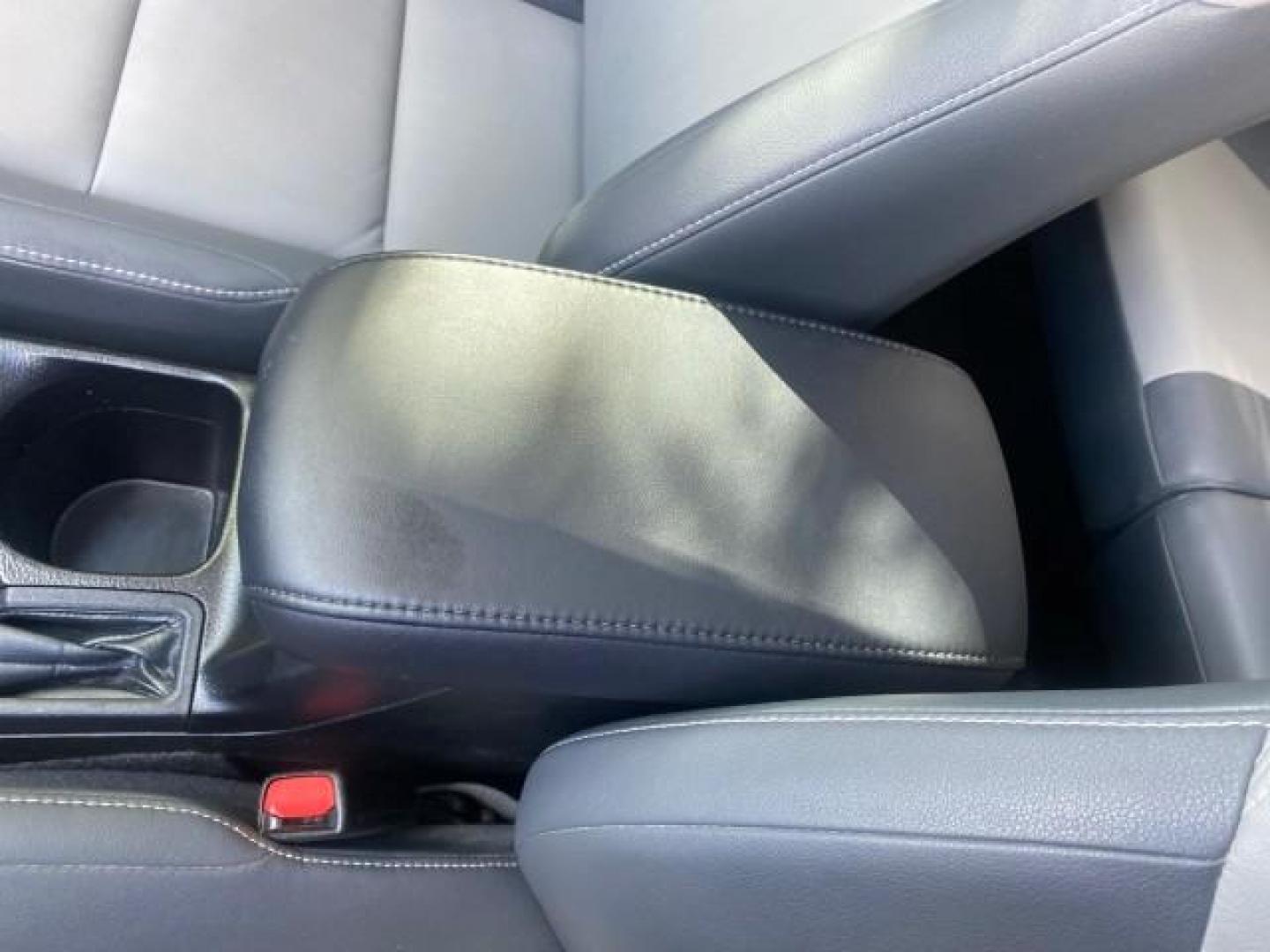 2013 Magnetic Gray Metallic /Ash Toyota RAV4 Limited LOW MILES 41,052 1 OWNER (2T3YFREVXDW) with an 2.5L DOHC SFI 16-Valve I4 Engine engine, Automatic transmission, located at 4701 North Dixie Hwy, Pompano Beach, FL, 33064, (954) 422-2889, 26.240938, -80.123474 - OUR WEBPAGE FLORIDACARS1.COM HAS OVER 100 PHOTOS AND FREE CARFAX LINK 2013 TOYOTA RAV4 LIMITED LEATHER SUNROOF THIS IS THE MOST LOADED RAV4 WE'VE EVER LISTED VIN: 2T3YFREVXDW067801 2 T 3 Y F R E V X D W 0 6 7 8 0 1 4 DOOR WAGON/SPORT UTILITY 2.5L I4 F DOHC 16V GASOLINE 31 MPG FRONT WHEEL DRIVE Featu - Photo#64