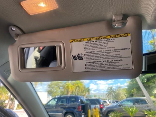 2013 Magnetic Gray Metallic /Ash Toyota RAV4 Limited LOW MILES 41,052 1 OWNER (2T3YFREVXDW) with an 2.5L DOHC SFI 16-Valve I4 Engine engine, Automatic transmission, located at 4701 North Dixie Hwy, Pompano Beach, FL, 33064, (954) 422-2889, 26.240938, -80.123474 - OUR WEBPAGE FLORIDACARS1.COM HAS OVER 100 PHOTOS AND FREE CARFAX LINK 2013 TOYOTA RAV4 LIMITED LEATHER SUNROOF THIS IS THE MOST LOADED RAV4 WE'VE EVER LISTED VIN: 2T3YFREVXDW067801 2 T 3 Y F R E V X D W 0 6 7 8 0 1 4 DOOR WAGON/SPORT UTILITY 2.5L I4 F DOHC 16V GASOLINE 31 MPG FRONT WHEEL DRIVE Featu - Photo#69