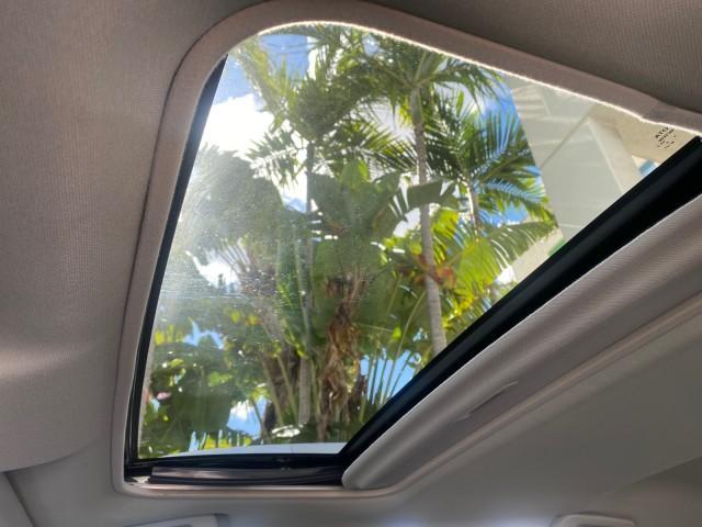 2013 Magnetic Gray Metallic /Ash Toyota RAV4 Limited LOW MILES 41,052 1 OWNER (2T3YFREVXDW) with an 2.5L DOHC SFI 16-Valve I4 Engine engine, Automatic transmission, located at 4701 North Dixie Hwy, Pompano Beach, FL, 33064, (954) 422-2889, 26.240938, -80.123474 - OUR WEBPAGE FLORIDACARS1.COM HAS OVER 100 PHOTOS AND FREE CARFAX LINK 2013 TOYOTA RAV4 LIMITED LEATHER SUNROOF THIS IS THE MOST LOADED RAV4 WE'VE EVER LISTED VIN: 2T3YFREVXDW067801 2 T 3 Y F R E V X D W 0 6 7 8 0 1 4 DOOR WAGON/SPORT UTILITY 2.5L I4 F DOHC 16V GASOLINE 31 MPG FRONT WHEEL DRIVE Featu - Photo#72