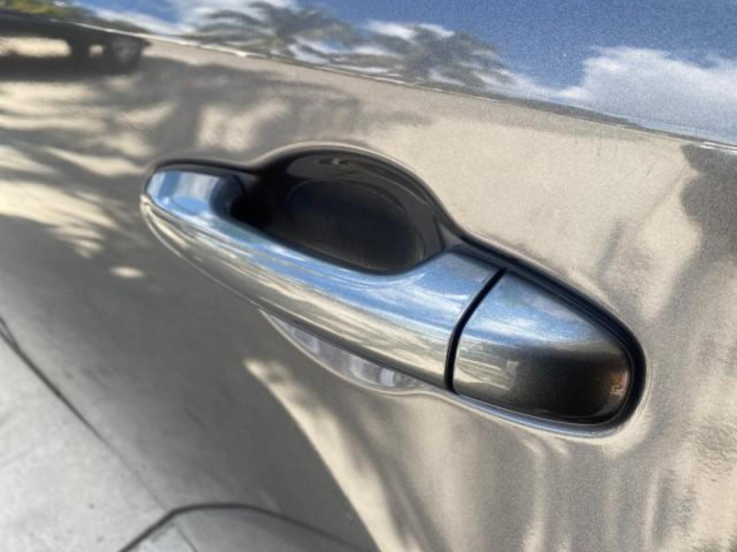 2013 Magnetic Gray Metallic /Ash Toyota RAV4 Limited LOW MILES 41,052 1 OWNER (2T3YFREVXDW) with an 2.5L DOHC SFI 16-Valve I4 Engine engine, Automatic transmission, located at 4701 North Dixie Hwy, Pompano Beach, FL, 33064, (954) 422-2889, 26.240938, -80.123474 - OUR WEBPAGE FLORIDACARS1.COM HAS OVER 100 PHOTOS AND FREE CARFAX LINK 2013 TOYOTA RAV4 LIMITED LEATHER SUNROOF THIS IS THE MOST LOADED RAV4 WE'VE EVER LISTED VIN: 2T3YFREVXDW067801 2 T 3 Y F R E V X D W 0 6 7 8 0 1 4 DOOR WAGON/SPORT UTILITY 2.5L I4 F DOHC 16V GASOLINE 31 MPG FRONT WHEEL DRIVE Featu - Photo#76