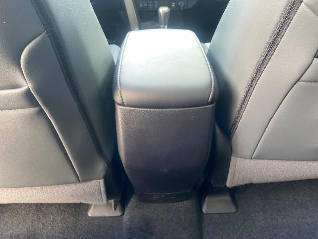 2013 Magnetic Gray Metallic /Ash Toyota RAV4 Limited LOW MILES 41,052 1 OWNER (2T3YFREVXDW) with an 2.5L DOHC SFI 16-Valve I4 Engine engine, Automatic transmission, located at 4701 North Dixie Hwy, Pompano Beach, FL, 33064, (954) 422-2889, 26.240938, -80.123474 - OUR WEBPAGE FLORIDACARS1.COM HAS OVER 100 PHOTOS AND FREE CARFAX LINK 2013 TOYOTA RAV4 LIMITED LEATHER SUNROOF THIS IS THE MOST LOADED RAV4 WE'VE EVER LISTED VIN: 2T3YFREVXDW067801 2 T 3 Y F R E V X D W 0 6 7 8 0 1 4 DOOR WAGON/SPORT UTILITY 2.5L I4 F DOHC 16V GASOLINE 31 MPG FRONT WHEEL DRIVE Featu - Photo#84