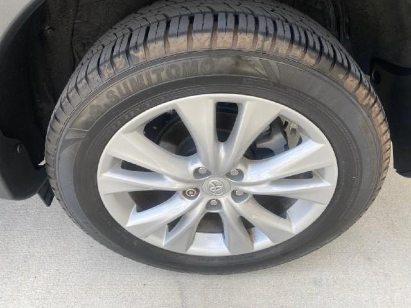 2013 Magnetic Gray Metallic /Ash Toyota RAV4 Limited LOW MILES 41,052 1 OWNER (2T3YFREVXDW) with an 2.5L DOHC SFI 16-Valve I4 Engine engine, Automatic transmission, located at 4701 North Dixie Hwy, Pompano Beach, FL, 33064, (954) 422-2889, 26.240938, -80.123474 - OUR WEBPAGE FLORIDACARS1.COM HAS OVER 100 PHOTOS AND FREE CARFAX LINK 2013 TOYOTA RAV4 LIMITED LEATHER SUNROOF THIS IS THE MOST LOADED RAV4 WE'VE EVER LISTED VIN: 2T3YFREVXDW067801 2 T 3 Y F R E V X D W 0 6 7 8 0 1 4 DOOR WAGON/SPORT UTILITY 2.5L I4 F DOHC 16V GASOLINE 31 MPG FRONT WHEEL DRIVE Featu - Photo#87