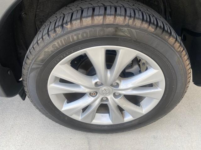 2013 Magnetic Gray Metallic /Ash Toyota RAV4 Limited LOW MILES 41,052 1 OWNER (2T3YFREVXDW) with an 2.5L DOHC SFI 16-Valve I4 Engine engine, Automatic transmission, located at 4701 North Dixie Hwy, Pompano Beach, FL, 33064, (954) 422-2889, 26.240938, -80.123474 - OUR WEBPAGE FLORIDACARS1.COM HAS OVER 100 PHOTOS AND FREE CARFAX LINK 2013 TOYOTA RAV4 LIMITED LEATHER SUNROOF THIS IS THE MOST LOADED RAV4 WE'VE EVER LISTED VIN: 2T3YFREVXDW067801 2 T 3 Y F R E V X D W 0 6 7 8 0 1 4 DOOR WAGON/SPORT UTILITY 2.5L I4 F DOHC 16V GASOLINE 31 MPG FRONT WHEEL DRIVE Featu - Photo#87