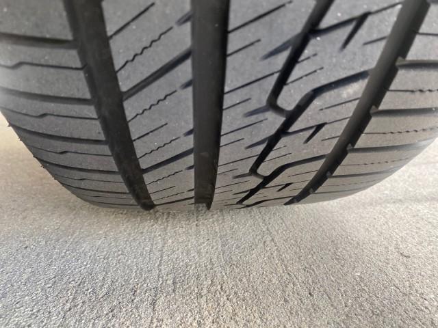 2013 Magnetic Gray Metallic /Ash Toyota RAV4 Limited LOW MILES 41,052 1 OWNER (2T3YFREVXDW) with an 2.5L DOHC SFI 16-Valve I4 Engine engine, Automatic transmission, located at 4701 North Dixie Hwy, Pompano Beach, FL, 33064, (954) 422-2889, 26.240938, -80.123474 - OUR WEBPAGE FLORIDACARS1.COM HAS OVER 100 PHOTOS AND FREE CARFAX LINK 2013 TOYOTA RAV4 LIMITED LEATHER SUNROOF THIS IS THE MOST LOADED RAV4 WE'VE EVER LISTED VIN: 2T3YFREVXDW067801 2 T 3 Y F R E V X D W 0 6 7 8 0 1 4 DOOR WAGON/SPORT UTILITY 2.5L I4 F DOHC 16V GASOLINE 31 MPG FRONT WHEEL DRIVE Featu - Photo#88