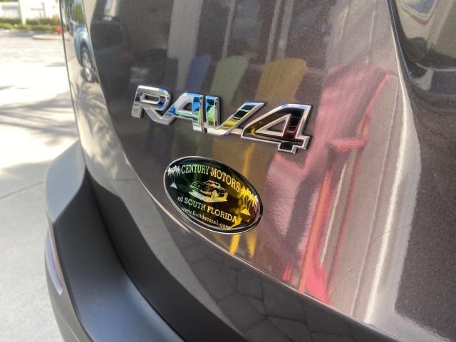 2013 Magnetic Gray Metallic /Ash Toyota RAV4 Limited LOW MILES 41,052 1 OWNER (2T3YFREVXDW) with an 2.5L DOHC SFI 16-Valve I4 Engine engine, Automatic transmission, located at 4701 North Dixie Hwy, Pompano Beach, FL, 33064, (954) 422-2889, 26.240938, -80.123474 - OUR WEBPAGE FLORIDACARS1.COM HAS OVER 100 PHOTOS AND FREE CARFAX LINK 2013 TOYOTA RAV4 LIMITED LEATHER SUNROOF THIS IS THE MOST LOADED RAV4 WE'VE EVER LISTED VIN: 2T3YFREVXDW067801 2 T 3 Y F R E V X D W 0 6 7 8 0 1 4 DOOR WAGON/SPORT UTILITY 2.5L I4 F DOHC 16V GASOLINE 31 MPG FRONT WHEEL DRIVE Featu - Photo#93