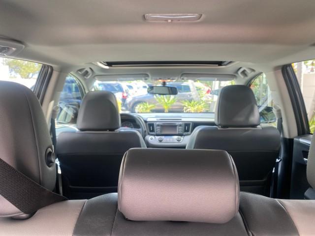 2013 Magnetic Gray Metallic /Ash Toyota RAV4 Limited LOW MILES 41,052 1 OWNER (2T3YFREVXDW) with an 2.5L DOHC SFI 16-Valve I4 Engine engine, Automatic transmission, located at 4701 North Dixie Hwy, Pompano Beach, FL, 33064, (954) 422-2889, 26.240938, -80.123474 - OUR WEBPAGE FLORIDACARS1.COM HAS OVER 100 PHOTOS AND FREE CARFAX LINK 2013 TOYOTA RAV4 LIMITED LEATHER SUNROOF THIS IS THE MOST LOADED RAV4 WE'VE EVER LISTED VIN: 2T3YFREVXDW067801 2 T 3 Y F R E V X D W 0 6 7 8 0 1 4 DOOR WAGON/SPORT UTILITY 2.5L I4 F DOHC 16V GASOLINE 31 MPG FRONT WHEEL DRIVE Featu - Photo#96