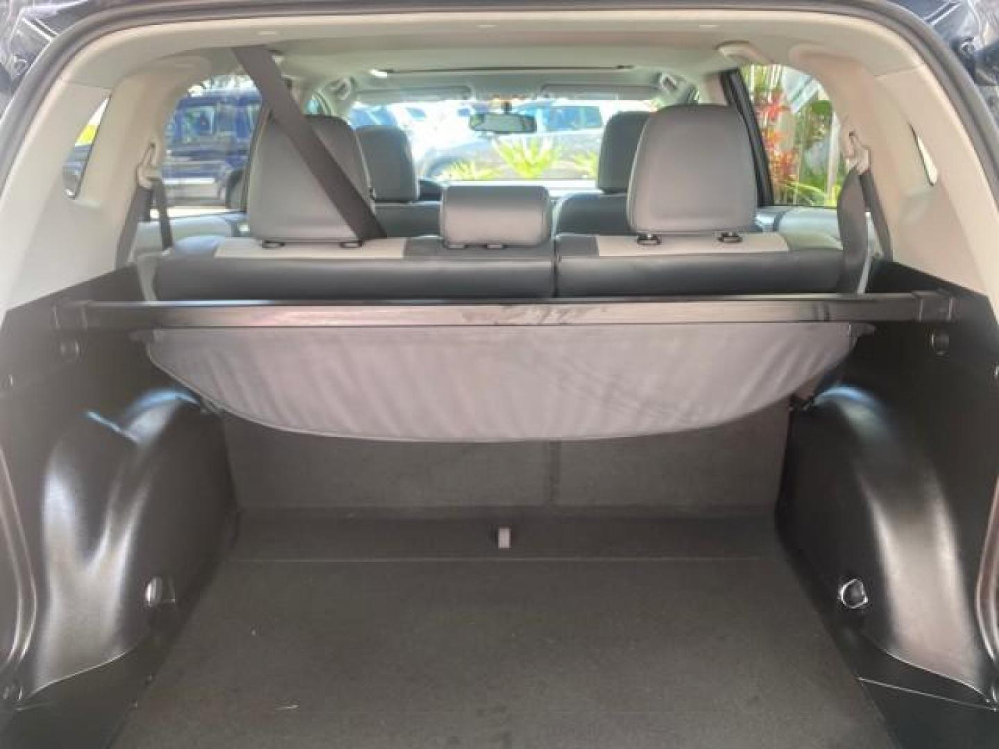 2013 Magnetic Gray Metallic /Ash Toyota RAV4 Limited LOW MILES 41,052 1 OWNER (2T3YFREVXDW) with an 2.5L DOHC SFI 16-Valve I4 Engine engine, Automatic transmission, located at 4701 North Dixie Hwy, Pompano Beach, FL, 33064, (954) 422-2889, 26.240938, -80.123474 - OUR WEBPAGE FLORIDACARS1.COM HAS OVER 100 PHOTOS AND FREE CARFAX LINK 2013 TOYOTA RAV4 LIMITED LEATHER SUNROOF THIS IS THE MOST LOADED RAV4 WE'VE EVER LISTED VIN: 2T3YFREVXDW067801 2 T 3 Y F R E V X D W 0 6 7 8 0 1 4 DOOR WAGON/SPORT UTILITY 2.5L I4 F DOHC 16V GASOLINE 31 MPG FRONT WHEEL DRIVE Featu - Photo#98