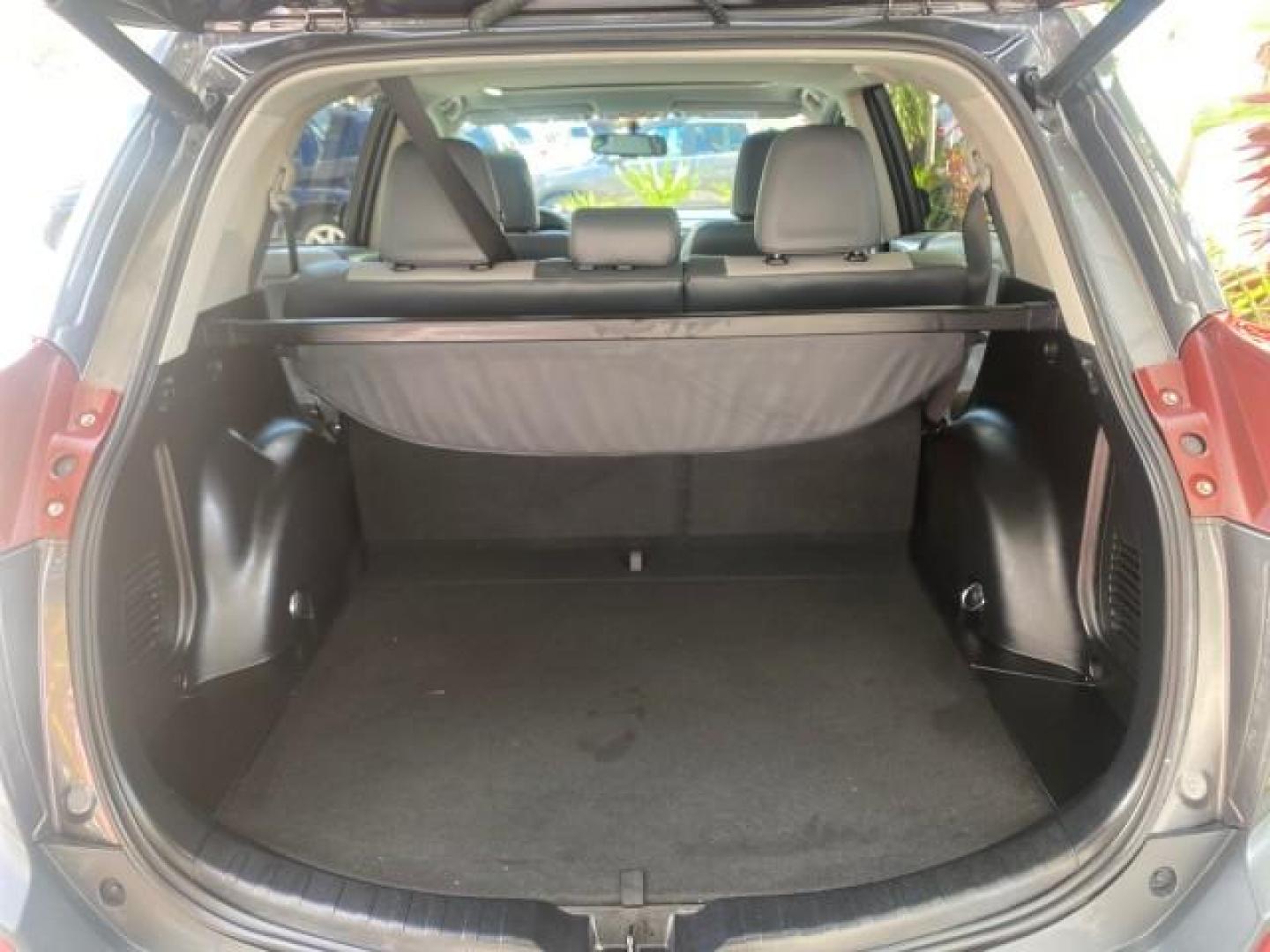 2013 Magnetic Gray Metallic /Ash Toyota RAV4 Limited LOW MILES 41,052 1 OWNER (2T3YFREVXDW) with an 2.5L DOHC SFI 16-Valve I4 Engine engine, Automatic transmission, located at 4701 North Dixie Hwy, Pompano Beach, FL, 33064, (954) 422-2889, 26.240938, -80.123474 - OUR WEBPAGE FLORIDACARS1.COM HAS OVER 100 PHOTOS AND FREE CARFAX LINK 2013 TOYOTA RAV4 LIMITED LEATHER SUNROOF THIS IS THE MOST LOADED RAV4 WE'VE EVER LISTED VIN: 2T3YFREVXDW067801 2 T 3 Y F R E V X D W 0 6 7 8 0 1 4 DOOR WAGON/SPORT UTILITY 2.5L I4 F DOHC 16V GASOLINE 31 MPG FRONT WHEEL DRIVE Featu - Photo#99