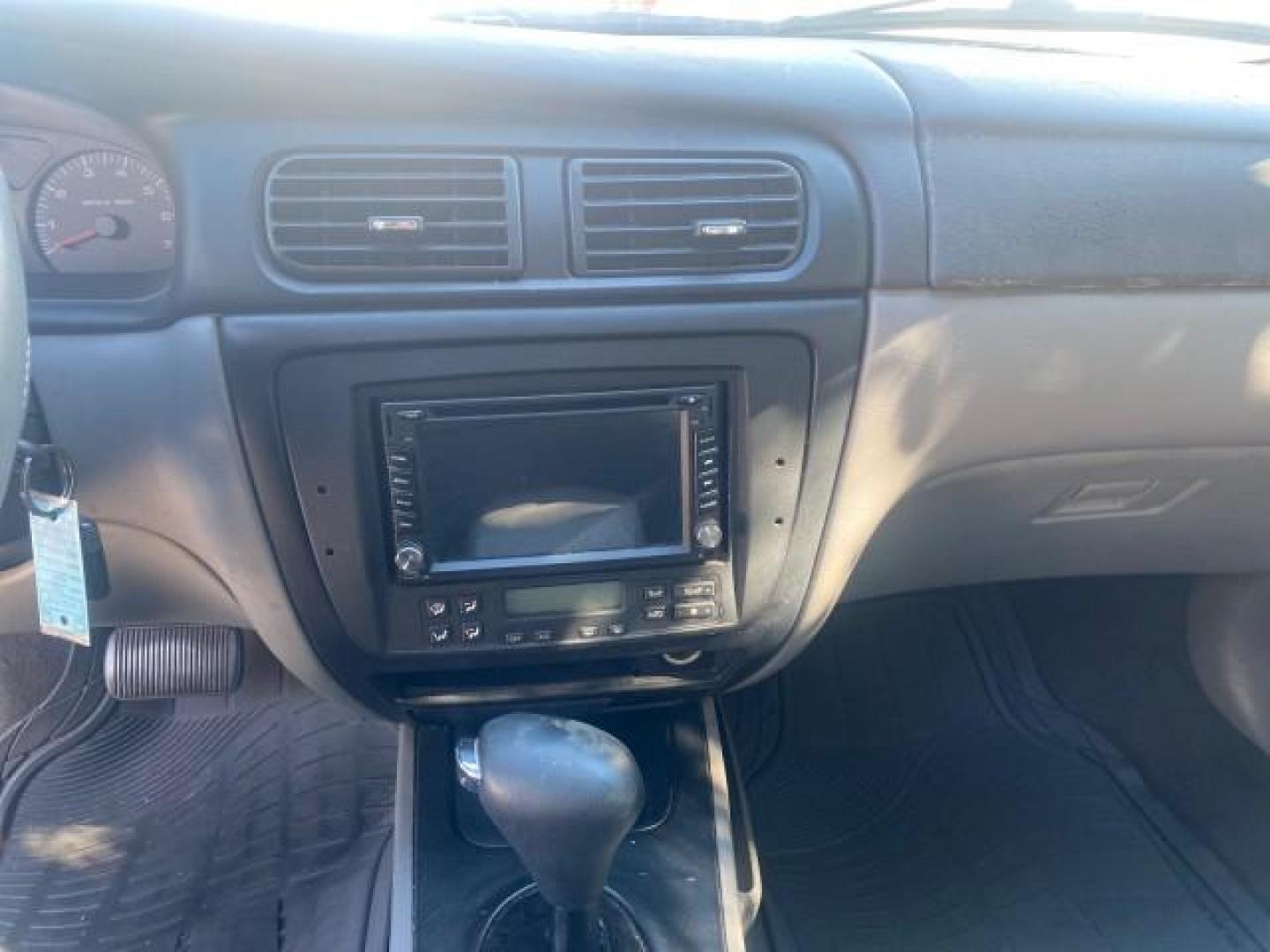 2000 Medium Royal Blue Metallic /Medium Graphite Ford Taurus SEL (1FAFP56S0YA) with an 3.0L DOHC SMPI 24-Valve V6 Duratec Engine engine, Automatic transmission, located at 4701 North Dixie Hwy, Pompano Beach, FL, 33064, (954) 422-2889, 26.240938, -80.123474 - OUR WEBPAGE FLORIDACARS1.COM HAS OVER 100 PHOTOS AND FREE CARFAX LINK 2000 FORD TAURUS SEL VIN: 1FAFP56S0YA125006 1 F A F P 5 6 S 0 Y A 1 2 5 0 0 6 SEDAN 4 DR 3.0L V6 F DOHC 24V GASOLINE 28 MPG FRONT WHEEL DRIVE Features ABS Brakes Air Conditioning Alloy Wheels AM/FM Stereo Automatic Transmission Au - Photo#56