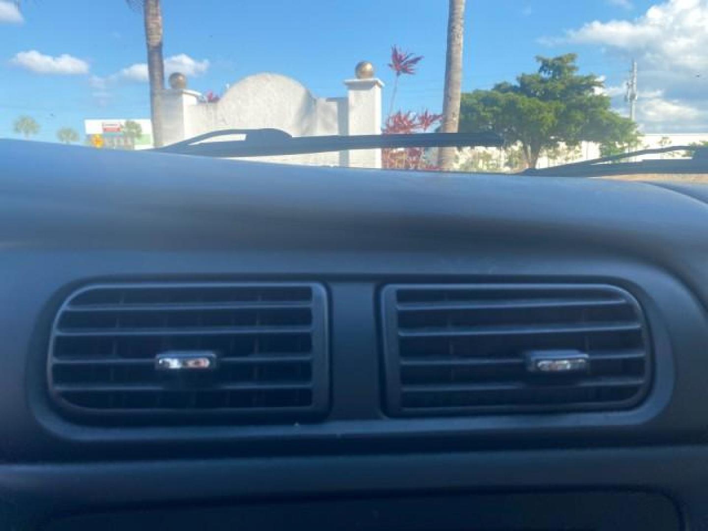 2000 Medium Royal Blue Metallic /Medium Graphite Ford Taurus SEL (1FAFP56S0YA) with an 3.0L DOHC SMPI 24-Valve V6 Duratec Engine engine, Automatic transmission, located at 4701 North Dixie Hwy, Pompano Beach, FL, 33064, (954) 422-2889, 26.240938, -80.123474 - OUR WEBPAGE FLORIDACARS1.COM HAS OVER 100 PHOTOS AND FREE CARFAX LINK 2000 FORD TAURUS SEL VIN: 1FAFP56S0YA125006 1 F A F P 5 6 S 0 Y A 1 2 5 0 0 6 SEDAN 4 DR 3.0L V6 F DOHC 24V GASOLINE 28 MPG FRONT WHEEL DRIVE Features ABS Brakes Air Conditioning Alloy Wheels AM/FM Stereo Automatic Transmission Au - Photo#57