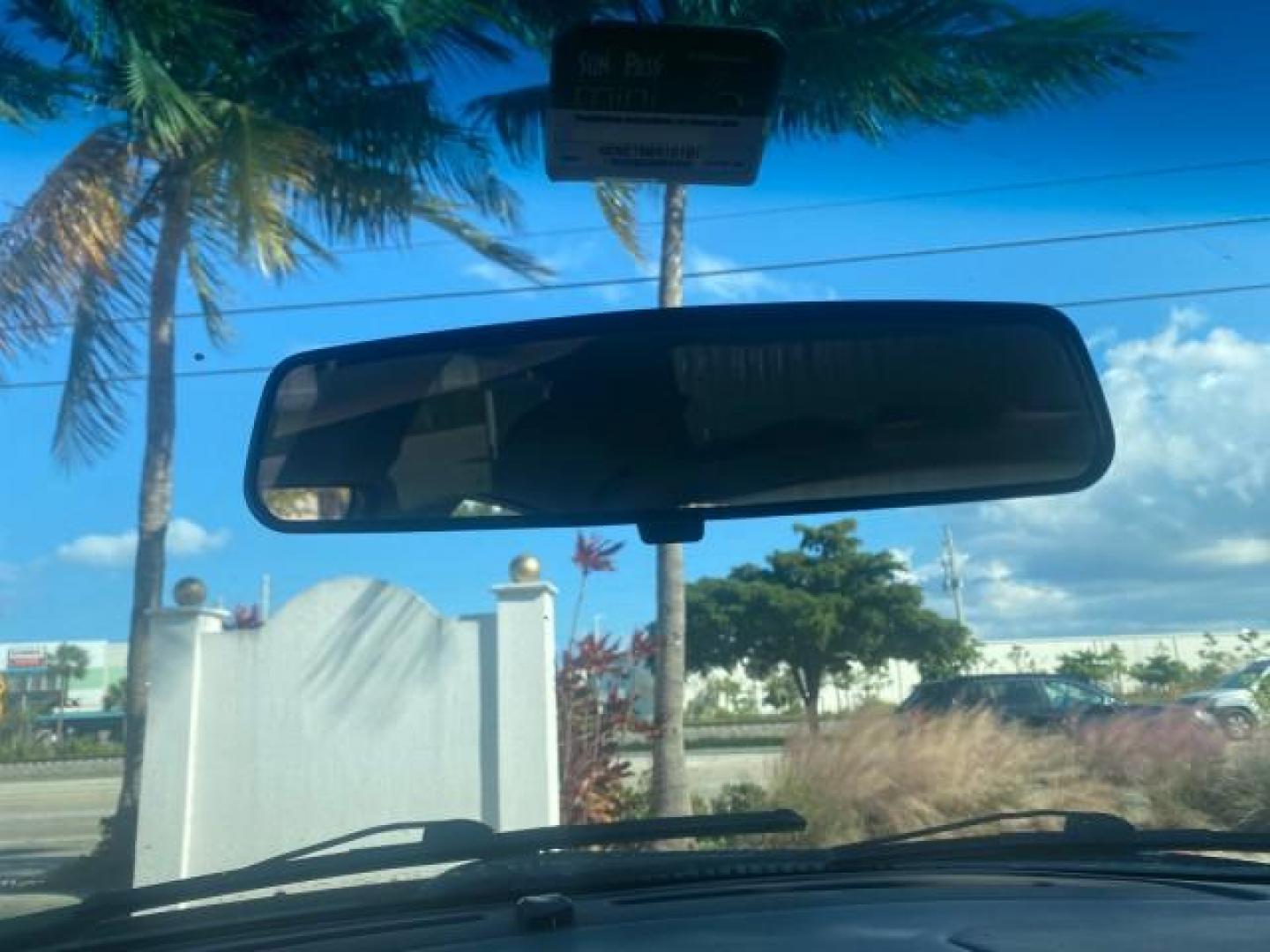 2000 Medium Royal Blue Metallic /Medium Graphite Ford Taurus SEL (1FAFP56S0YA) with an 3.0L DOHC SMPI 24-Valve V6 Duratec Engine engine, Automatic transmission, located at 4701 North Dixie Hwy, Pompano Beach, FL, 33064, (954) 422-2889, 26.240938, -80.123474 - OUR WEBPAGE FLORIDACARS1.COM HAS OVER 100 PHOTOS AND FREE CARFAX LINK 2000 FORD TAURUS SEL VIN: 1FAFP56S0YA125006 1 F A F P 5 6 S 0 Y A 1 2 5 0 0 6 SEDAN 4 DR 3.0L V6 F DOHC 24V GASOLINE 28 MPG FRONT WHEEL DRIVE Features ABS Brakes Air Conditioning Alloy Wheels AM/FM Stereo Automatic Transmission Au - Photo#64