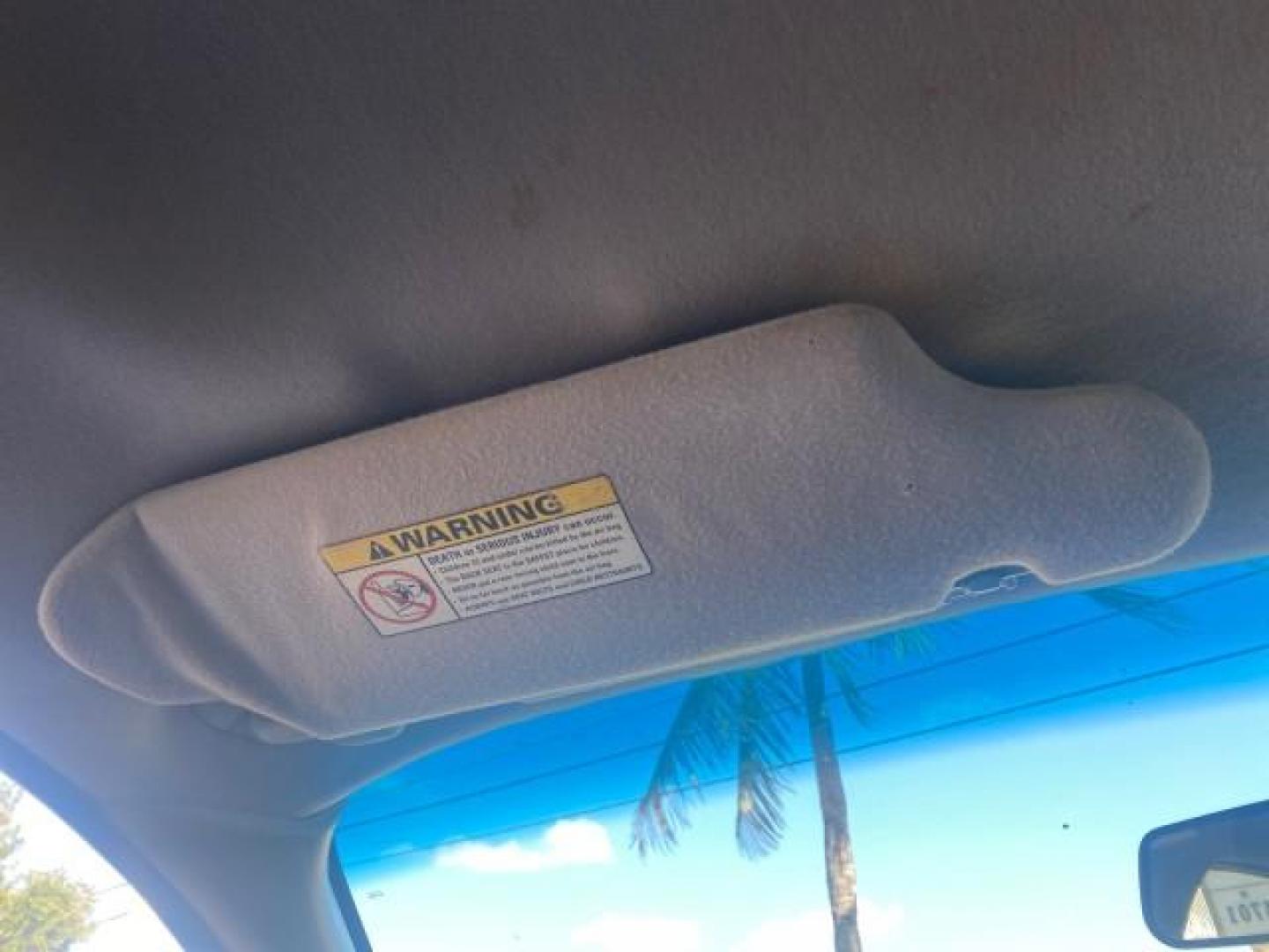 2000 Medium Royal Blue Metallic /Medium Graphite Ford Taurus SEL (1FAFP56S0YA) with an 3.0L DOHC SMPI 24-Valve V6 Duratec Engine engine, Automatic transmission, located at 4701 North Dixie Hwy, Pompano Beach, FL, 33064, (954) 422-2889, 26.240938, -80.123474 - OUR WEBPAGE FLORIDACARS1.COM HAS OVER 100 PHOTOS AND FREE CARFAX LINK 2000 FORD TAURUS SEL VIN: 1FAFP56S0YA125006 1 F A F P 5 6 S 0 Y A 1 2 5 0 0 6 SEDAN 4 DR 3.0L V6 F DOHC 24V GASOLINE 28 MPG FRONT WHEEL DRIVE Features ABS Brakes Air Conditioning Alloy Wheels AM/FM Stereo Automatic Transmission Au - Photo#65