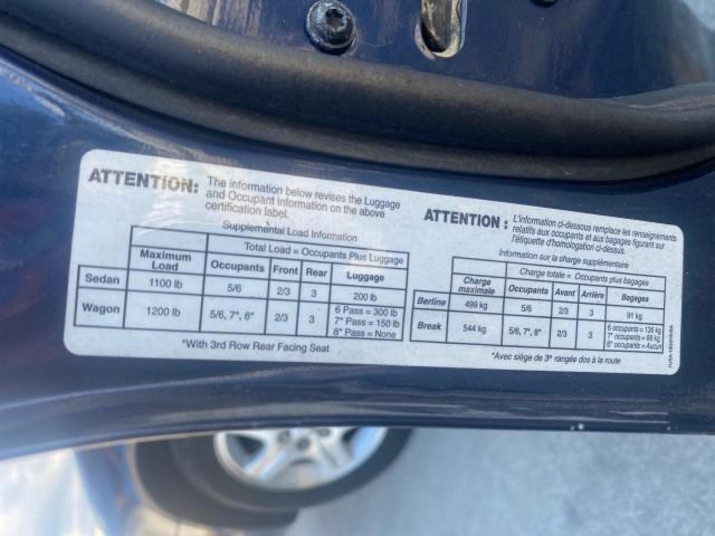 2000 Medium Royal Blue Metallic /Medium Graphite Ford Taurus SEL (1FAFP56S0YA) with an 3.0L DOHC SMPI 24-Valve V6 Duratec Engine engine, Automatic transmission, located at 4701 North Dixie Hwy, Pompano Beach, FL, 33064, (954) 422-2889, 26.240938, -80.123474 - OUR WEBPAGE FLORIDACARS1.COM HAS OVER 100 PHOTOS AND FREE CARFAX LINK 2000 FORD TAURUS SEL VIN: 1FAFP56S0YA125006 1 F A F P 5 6 S 0 Y A 1 2 5 0 0 6 SEDAN 4 DR 3.0L V6 F DOHC 24V GASOLINE 28 MPG FRONT WHEEL DRIVE Features ABS Brakes Air Conditioning Alloy Wheels AM/FM Stereo Automatic Transmission Au - Photo#70