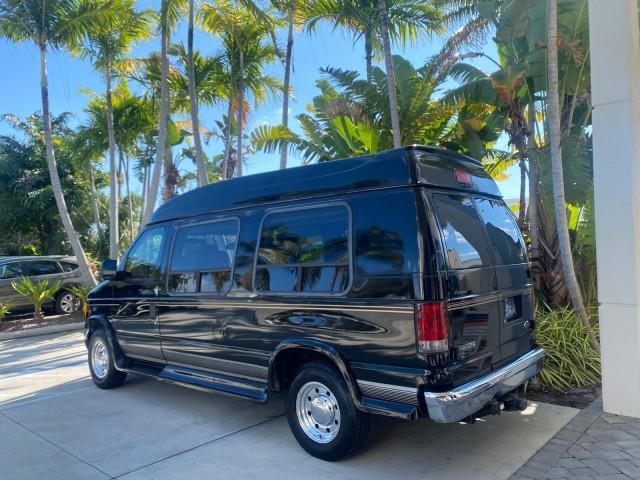 2006 Black /Medium Pebble Ford Econoline HI TOP E250 EXPLORER CONVERSION HANDICAP (1FDNE24L26H) with an 5.4L SOHC EFI V8 Triton Engine engine, Automatic transmission, located at 4701 North Dixie Hwy, Pompano Beach, FL, 33064, (954) 422-2889, 26.240938, -80.123474 - OUR WEBPAGE FLORIDACARS1.COM HAS OVER 100 PHOTOS AND FREE CARFAX LINK 2006 FORD ECONOLINE E250 EXPLORER CONVERSION HANDICAP $90,000 NEW VIN: 1FDNE24L26HA32770 1 F D N E 2 4 L 2 6 H A 3 2 7 7 0 VAN 5.4L V8 F GASOLINE REAR WHEEL DRIVE Features ABS Brakes Air Conditioning Alloy Wheels AM/FM Stereo Auto - Photo#5