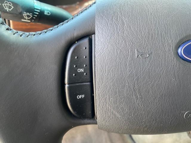 2006 Black /Medium Pebble Ford Econoline HI TOP E250 EXPLORER CONVERSION HANDICAP (1FDNE24L26H) with an 5.4L SOHC EFI V8 Triton Engine engine, Automatic transmission, located at 4701 North Dixie Hwy, Pompano Beach, FL, 33064, (954) 422-2889, 26.240938, -80.123474 - OUR WEBPAGE FLORIDACARS1.COM HAS OVER 100 PHOTOS AND FREE CARFAX LINK 2006 FORD ECONOLINE E250 EXPLORER CONVERSION HANDICAP $90,000 NEW VIN: 1FDNE24L26HA32770 1 F D N E 2 4 L 2 6 H A 3 2 7 7 0 VAN 5.4L V8 F GASOLINE REAR WHEEL DRIVE Features ABS Brakes Air Conditioning Alloy Wheels AM/FM Stereo Auto - Photo#52