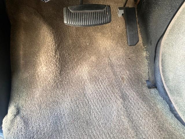 2006 Black /Medium Pebble Ford Econoline HI TOP E250 EXPLORER CONVERSION HANDICAP (1FDNE24L26H) with an 5.4L SOHC EFI V8 Triton Engine engine, Automatic transmission, located at 4701 North Dixie Hwy, Pompano Beach, FL, 33064, (954) 422-2889, 26.240938, -80.123474 - OUR WEBPAGE FLORIDACARS1.COM HAS OVER 100 PHOTOS AND FREE CARFAX LINK 2006 FORD ECONOLINE E250 EXPLORER CONVERSION HANDICAP $90,000 NEW VIN: 1FDNE24L26HA32770 1 F D N E 2 4 L 2 6 H A 3 2 7 7 0 VAN 5.4L V8 F GASOLINE REAR WHEEL DRIVE Features ABS Brakes Air Conditioning Alloy Wheels AM/FM Stereo Auto - Photo#57