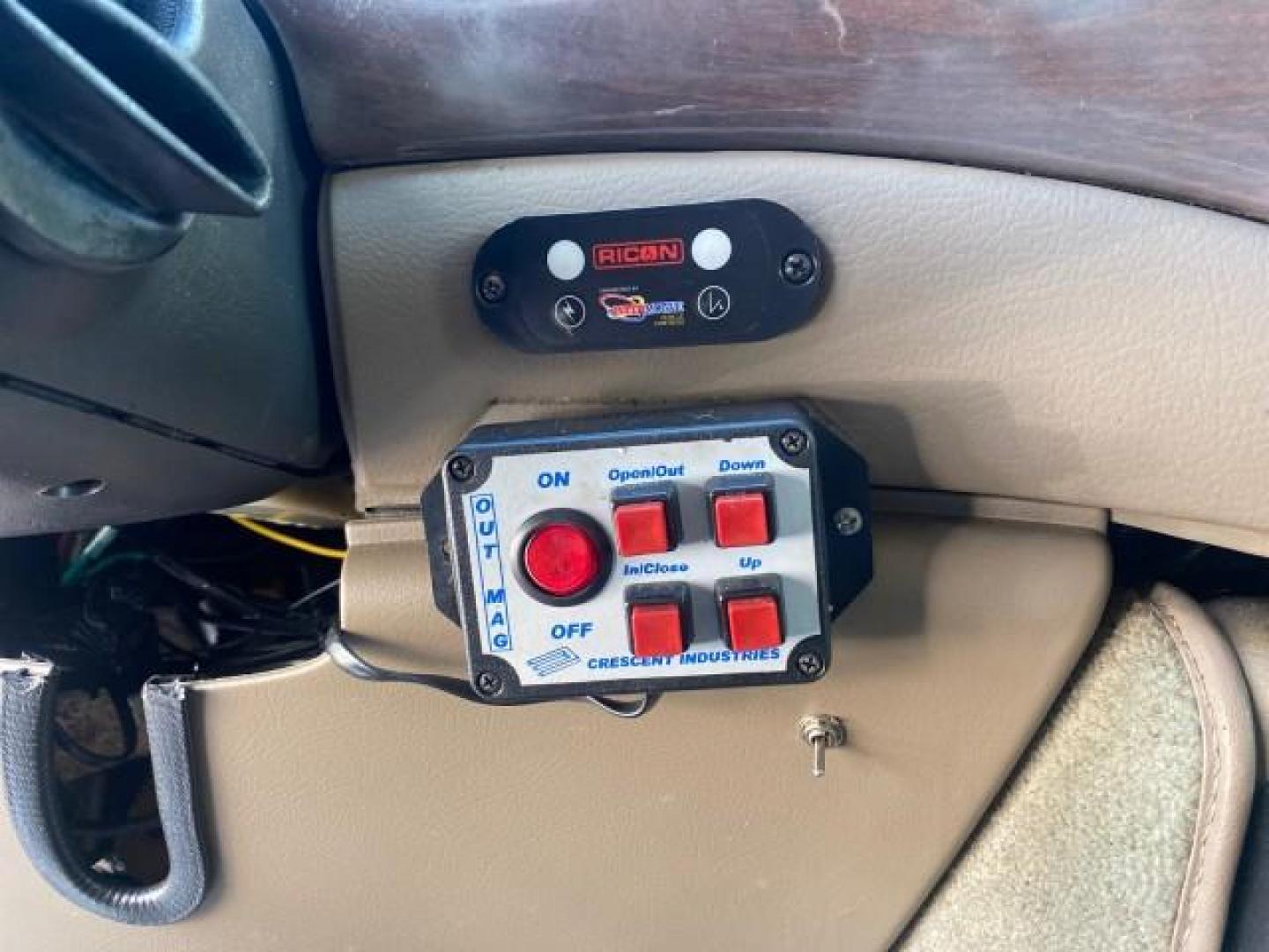 2006 Black /Medium Pebble Ford Econoline HI TOP E250 EXPLORER CONVERSION HANDICAP (1FDNE24L26H) with an 5.4L SOHC EFI V8 Triton Engine engine, Automatic transmission, located at 4701 North Dixie Hwy, Pompano Beach, FL, 33064, (954) 422-2889, 26.240938, -80.123474 - OUR WEBPAGE FLORIDACARS1.COM HAS OVER 100 PHOTOS AND FREE CARFAX LINK 2006 FORD ECONOLINE E250 EXPLORER CONVERSION HANDICAP $90,000 NEW VIN: 1FDNE24L26HA32770 1 F D N E 2 4 L 2 6 H A 3 2 7 7 0 VAN 5.4L V8 F GASOLINE REAR WHEEL DRIVE Features ABS Brakes Air Conditioning Alloy Wheels AM/FM Stereo Auto - Photo#58