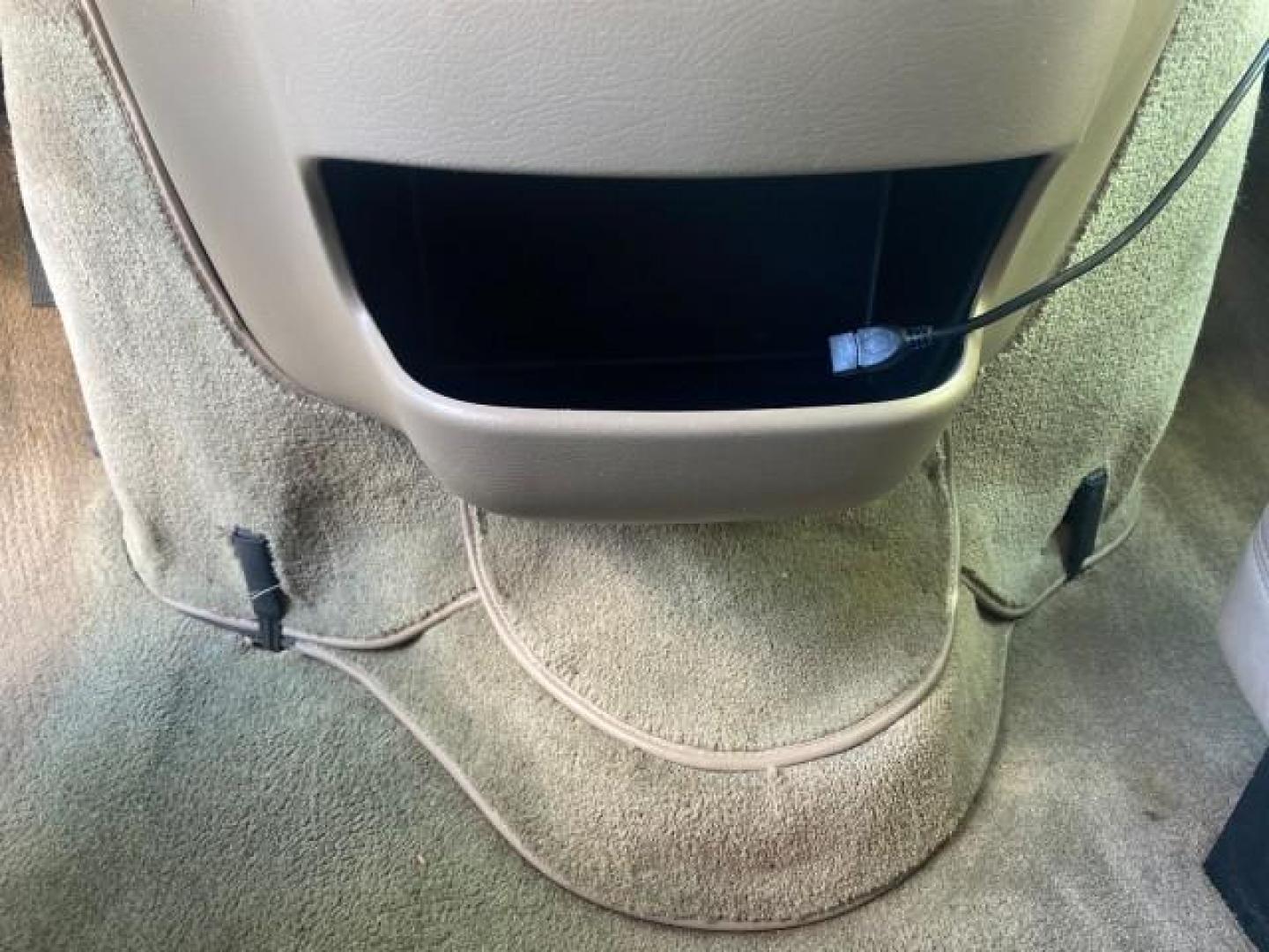 2006 Black /Medium Pebble Ford Econoline HI TOP E250 EXPLORER CONVERSION HANDICAP (1FDNE24L26H) with an 5.4L SOHC EFI V8 Triton Engine engine, Automatic transmission, located at 4701 North Dixie Hwy, Pompano Beach, FL, 33064, (954) 422-2889, 26.240938, -80.123474 - OUR WEBPAGE FLORIDACARS1.COM HAS OVER 100 PHOTOS AND FREE CARFAX LINK 2006 FORD ECONOLINE E250 EXPLORER CONVERSION HANDICAP $90,000 NEW VIN: 1FDNE24L26HA32770 1 F D N E 2 4 L 2 6 H A 3 2 7 7 0 VAN 5.4L V8 F GASOLINE REAR WHEEL DRIVE Features ABS Brakes Air Conditioning Alloy Wheels AM/FM Stereo Auto - Photo#65