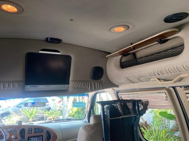 2006 Black /Medium Pebble Ford Econoline HI TOP E250 EXPLORER CONVERSION HANDICAP (1FDNE24L26H) with an 5.4L SOHC EFI V8 Triton Engine engine, Automatic transmission, located at 4701 North Dixie Hwy, Pompano Beach, FL, 33064, (954) 422-2889, 26.240938, -80.123474 - OUR WEBPAGE FLORIDACARS1.COM HAS OVER 100 PHOTOS AND FREE CARFAX LINK 2006 FORD ECONOLINE E250 EXPLORER CONVERSION HANDICAP $90,000 NEW VIN: 1FDNE24L26HA32770 1 F D N E 2 4 L 2 6 H A 3 2 7 7 0 VAN 5.4L V8 F GASOLINE REAR WHEEL DRIVE Features ABS Brakes Air Conditioning Alloy Wheels AM/FM Stereo Auto - Photo#82