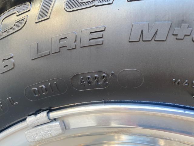 2006 Black /Medium Pebble Ford Econoline HI TOP E250 EXPLORER CONVERSION HANDICAP (1FDNE24L26H) with an 5.4L SOHC EFI V8 Triton Engine engine, Automatic transmission, located at 4701 North Dixie Hwy, Pompano Beach, FL, 33064, (954) 422-2889, 26.240938, -80.123474 - OUR WEBPAGE FLORIDACARS1.COM HAS OVER 100 PHOTOS AND FREE CARFAX LINK 2006 FORD ECONOLINE E250 EXPLORER CONVERSION HANDICAP $90,000 NEW VIN: 1FDNE24L26HA32770 1 F D N E 2 4 L 2 6 H A 3 2 7 7 0 VAN 5.4L V8 F GASOLINE REAR WHEEL DRIVE Features ABS Brakes Air Conditioning Alloy Wheels AM/FM Stereo Auto - Photo#89