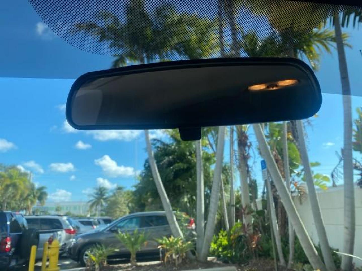 2009 Sport Blue Metallic /Stone Ford Escape XLS LOW MILES 25,482 (1FMCU02739K) with an 2.5L DOHC SEFI 16-Valve I4 Duratec Engine engine, Automatic transmission, located at 4701 North Dixie Hwy, Pompano Beach, FL, 33064, (954) 422-2889, 26.240938, -80.123474 - OUR WEBPAGE FLORIDACARS1.COM HAS OVER 100 PHOTOS AND FREE CARFAX LINK 2009 FORD ESCAPE XLS VIN: 1FMCU02739KA64641 1 F M C U 0 2 7 3 9 K A 6 4 6 4 1 4 DOOR WAGON/SPORT UTILITY 2.5L I4 F 16V GASOLINE 28 MPG FRONT WHEEL DRIVE Features ABS Brakes Air Conditioning Alloy Wheels AM/FM Stereo Automatic Tran - Photo#60