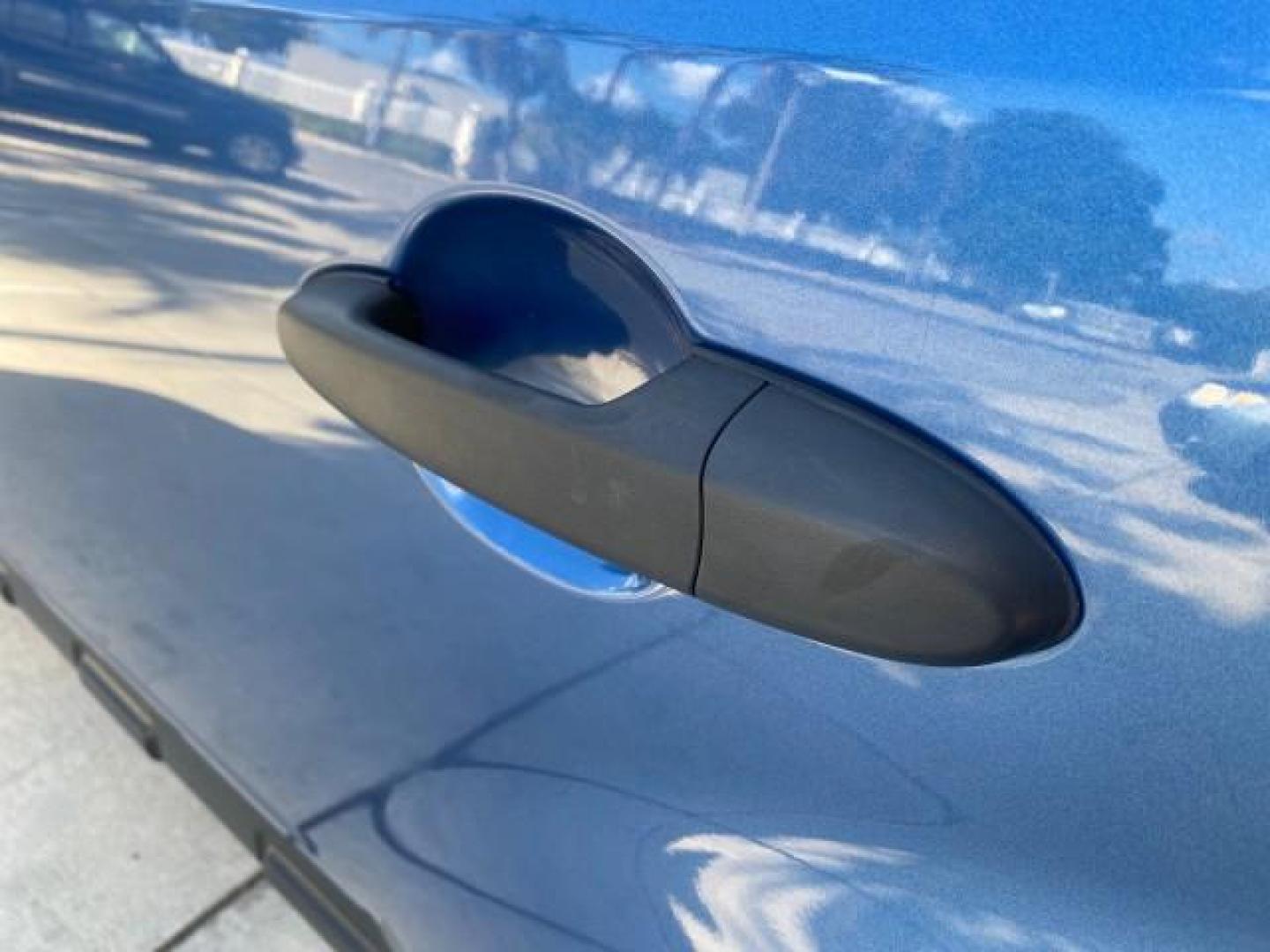 2009 Sport Blue Metallic /Stone Ford Escape XLS LOW MILES 25,482 (1FMCU02739K) with an 2.5L DOHC SEFI 16-Valve I4 Duratec Engine engine, Automatic transmission, located at 4701 North Dixie Hwy, Pompano Beach, FL, 33064, (954) 422-2889, 26.240938, -80.123474 - OUR WEBPAGE FLORIDACARS1.COM HAS OVER 100 PHOTOS AND FREE CARFAX LINK 2009 FORD ESCAPE XLS VIN: 1FMCU02739KA64641 1 F M C U 0 2 7 3 9 K A 6 4 6 4 1 4 DOOR WAGON/SPORT UTILITY 2.5L I4 F 16V GASOLINE 28 MPG FRONT WHEEL DRIVE Features ABS Brakes Air Conditioning Alloy Wheels AM/FM Stereo Automatic Tran - Photo#72