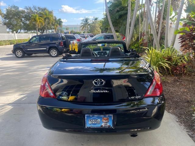 2006 Black /Dark Stone Toyota Camry Solara SE V6 CONV LOW MILES 57,572 (4T1FA38P16U) with an 3.3L DOHC SMPI 24-Valve V6 Engine engine, Automatic transmission, located at 4701 North Dixie Hwy, Pompano Beach, FL, 33064, (954) 422-2889, 26.240938, -80.123474 - OUR WEBPAGE FLORIDACARS1.COM HAS OVER 100 PHOTOS AND FREE CARFAX LINK 2006 TOYOTA CAMRY SOLARA SE V6 VIN: 4T1FA38P16U086295 4 T 1 F A 3 8 P 1 6 U 0 8 6 2 9 5 CONVERTIBLE 3.3L V6 F DOHC 24V GASOLINE 29 MPG FRONT WHEEL DRIVE Features ABS Brakes Air Conditioning Alloy Wheels AM/FM Stereo Automatic Tran - Photo#6
