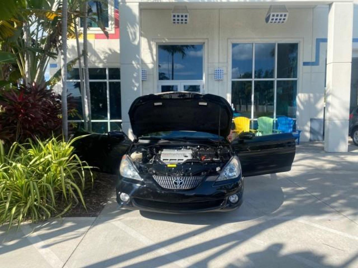 2006 Black /Dark Stone Toyota Camry Solara SE V6 CONV LOW MILES 57,572 (4T1FA38P16U) with an 3.3L DOHC SMPI 24-Valve V6 Engine engine, Automatic transmission, located at 4701 North Dixie Hwy, Pompano Beach, FL, 33064, (954) 422-2889, 26.240938, -80.123474 - OUR WEBPAGE FLORIDACARS1.COM HAS OVER 100 PHOTOS AND FREE CARFAX LINK 2006 TOYOTA CAMRY SOLARA SE V6 VIN: 4T1FA38P16U086295 4 T 1 F A 3 8 P 1 6 U 0 8 6 2 9 5 CONVERTIBLE 3.3L V6 F DOHC 24V GASOLINE 29 MPG FRONT WHEEL DRIVE Features ABS Brakes Air Conditioning Alloy Wheels AM/FM Stereo Automatic Tran - Photo#16