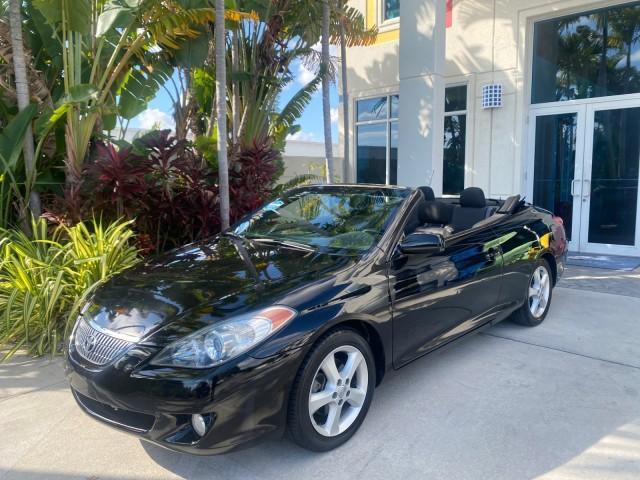 2006 Black /Dark Stone Toyota Camry Solara SE V6 CONV LOW MILES 57,572 (4T1FA38P16U) with an 3.3L DOHC SMPI 24-Valve V6 Engine engine, Automatic transmission, located at 4701 North Dixie Hwy, Pompano Beach, FL, 33064, (954) 422-2889, 26.240938, -80.123474 - OUR WEBPAGE FLORIDACARS1.COM HAS OVER 100 PHOTOS AND FREE CARFAX LINK 2006 TOYOTA CAMRY SOLARA SE V6 VIN: 4T1FA38P16U086295 4 T 1 F A 3 8 P 1 6 U 0 8 6 2 9 5 CONVERTIBLE 3.3L V6 F DOHC 24V GASOLINE 29 MPG FRONT WHEEL DRIVE Features ABS Brakes Air Conditioning Alloy Wheels AM/FM Stereo Automatic Tran - Photo#30