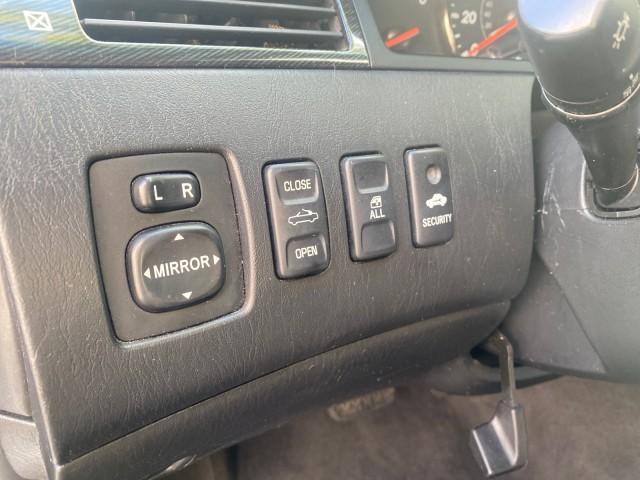 2006 Black /Dark Stone Toyota Camry Solara SE V6 CONV LOW MILES 57,572 (4T1FA38P16U) with an 3.3L DOHC SMPI 24-Valve V6 Engine engine, Automatic transmission, located at 4701 North Dixie Hwy, Pompano Beach, FL, 33064, (954) 422-2889, 26.240938, -80.123474 - OUR WEBPAGE FLORIDACARS1.COM HAS OVER 100 PHOTOS AND FREE CARFAX LINK 2006 TOYOTA CAMRY SOLARA SE V6 VIN: 4T1FA38P16U086295 4 T 1 F A 3 8 P 1 6 U 0 8 6 2 9 5 CONVERTIBLE 3.3L V6 F DOHC 24V GASOLINE 29 MPG FRONT WHEEL DRIVE Features ABS Brakes Air Conditioning Alloy Wheels AM/FM Stereo Automatic Tran - Photo#64