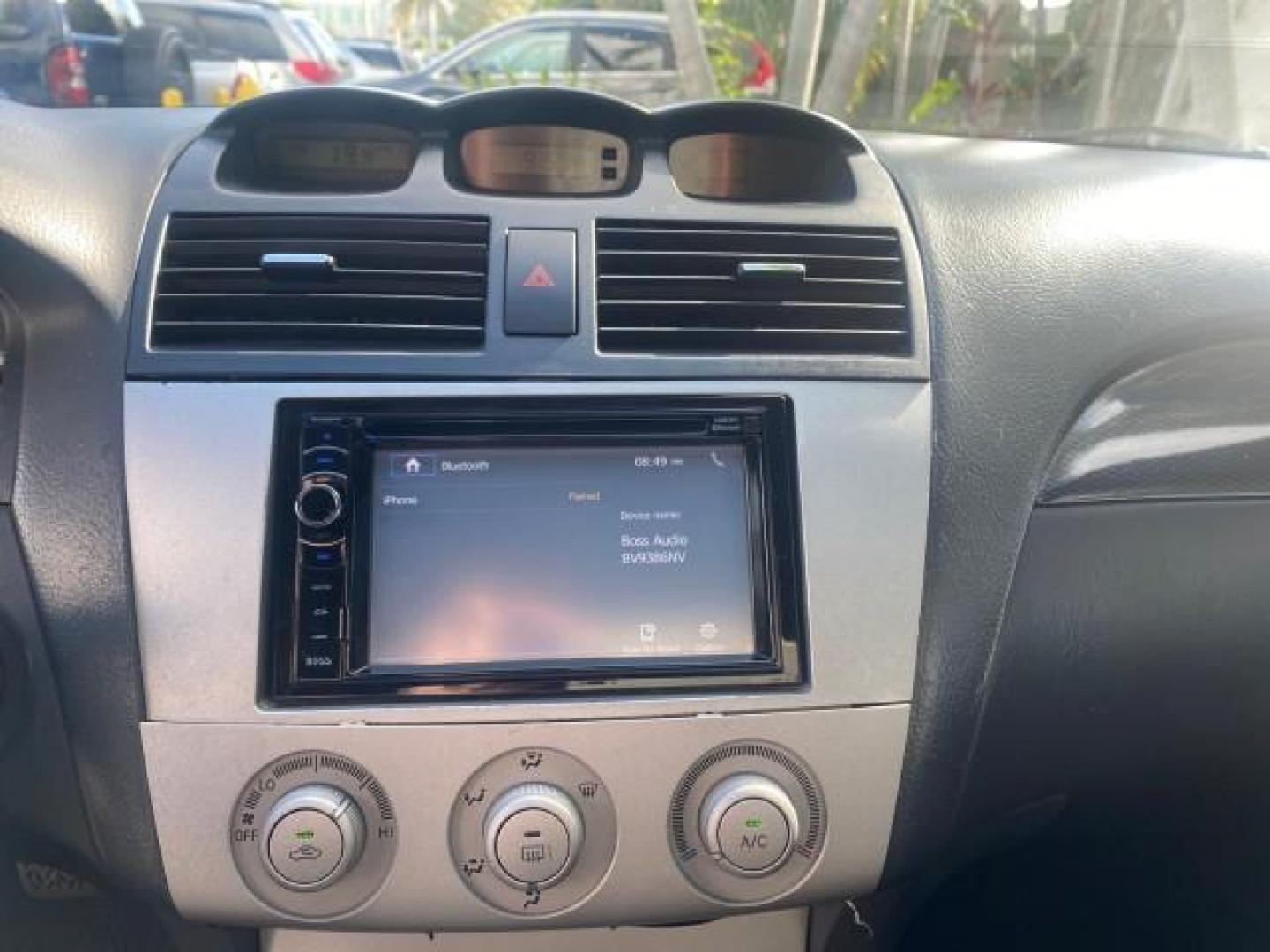 2006 Black /Dark Stone Toyota Camry Solara SE V6 CONV LOW MILES 57,572 (4T1FA38P16U) with an 3.3L DOHC SMPI 24-Valve V6 Engine engine, Automatic transmission, located at 4701 North Dixie Hwy, Pompano Beach, FL, 33064, (954) 422-2889, 26.240938, -80.123474 - OUR WEBPAGE FLORIDACARS1.COM HAS OVER 100 PHOTOS AND FREE CARFAX LINK 2006 TOYOTA CAMRY SOLARA SE V6 VIN: 4T1FA38P16U086295 4 T 1 F A 3 8 P 1 6 U 0 8 6 2 9 5 CONVERTIBLE 3.3L V6 F DOHC 24V GASOLINE 29 MPG FRONT WHEEL DRIVE Features ABS Brakes Air Conditioning Alloy Wheels AM/FM Stereo Automatic Tran - Photo#69