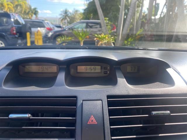 2006 Black /Dark Stone Toyota Camry Solara SE V6 CONV LOW MILES 57,572 (4T1FA38P16U) with an 3.3L DOHC SMPI 24-Valve V6 Engine engine, Automatic transmission, located at 4701 North Dixie Hwy, Pompano Beach, FL, 33064, (954) 422-2889, 26.240938, -80.123474 - OUR WEBPAGE FLORIDACARS1.COM HAS OVER 100 PHOTOS AND FREE CARFAX LINK 2006 TOYOTA CAMRY SOLARA SE V6 VIN: 4T1FA38P16U086295 4 T 1 F A 3 8 P 1 6 U 0 8 6 2 9 5 CONVERTIBLE 3.3L V6 F DOHC 24V GASOLINE 29 MPG FRONT WHEEL DRIVE Features ABS Brakes Air Conditioning Alloy Wheels AM/FM Stereo Automatic Tran - Photo#70