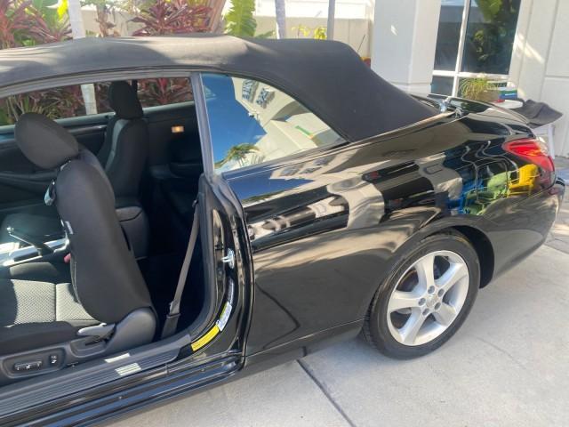 2006 Black /Dark Stone Toyota Camry Solara SE V6 CONV LOW MILES 57,572 (4T1FA38P16U) with an 3.3L DOHC SMPI 24-Valve V6 Engine engine, Automatic transmission, located at 4701 North Dixie Hwy, Pompano Beach, FL, 33064, (954) 422-2889, 26.240938, -80.123474 - OUR WEBPAGE FLORIDACARS1.COM HAS OVER 100 PHOTOS AND FREE CARFAX LINK 2006 TOYOTA CAMRY SOLARA SE V6 VIN: 4T1FA38P16U086295 4 T 1 F A 3 8 P 1 6 U 0 8 6 2 9 5 CONVERTIBLE 3.3L V6 F DOHC 24V GASOLINE 29 MPG FRONT WHEEL DRIVE Features ABS Brakes Air Conditioning Alloy Wheels AM/FM Stereo Automatic Tran - Photo#84