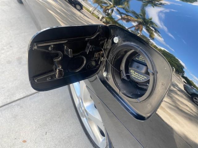 2006 Black /Dark Stone Toyota Camry Solara SE V6 CONV LOW MILES 57,572 (4T1FA38P16U) with an 3.3L DOHC SMPI 24-Valve V6 Engine engine, Automatic transmission, located at 4701 North Dixie Hwy, Pompano Beach, FL, 33064, (954) 422-2889, 26.240938, -80.123474 - OUR WEBPAGE FLORIDACARS1.COM HAS OVER 100 PHOTOS AND FREE CARFAX LINK 2006 TOYOTA CAMRY SOLARA SE V6 VIN: 4T1FA38P16U086295 4 T 1 F A 3 8 P 1 6 U 0 8 6 2 9 5 CONVERTIBLE 3.3L V6 F DOHC 24V GASOLINE 29 MPG FRONT WHEEL DRIVE Features ABS Brakes Air Conditioning Alloy Wheels AM/FM Stereo Automatic Tran - Photo#94