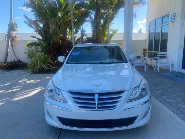 2012 White Satin Pearl /Saddle Hyundai Genesis 4.6L V8 LOW MILES PEARL WHITE (KMHGC4DF6CU) with an 4.6L DOHC MPI 32-Valve V8 Engine engine, Automatic transmission, located at 4701 North Dixie Hwy, Pompano Beach, FL, 33064, (954) 422-2889, 26.240938, -80.123474 - OUR WEBPAGE FLORIDACARS1.COM HAS OVER 100 PHOTOS AND FREE CARFAX LINK 2012 HYUNDAI GENESIS 4.6L V8 THIS CAR IS LOADED WITH EVERY OPTION POSSIBLE NEW $44,500 VIN: KMHGC4DF6CU166625 K M H G C 4 D F 6 C U 1 6 6 6 2 5 SEDAN 4 DR 4.6L V8 F DOHC 32V GASOLINE 25 MPG REAR WHEEL DRIVE Features A/C Seat(s) AB - Photo#2