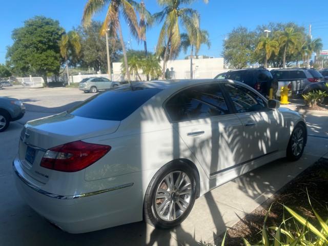 2012 White Satin Pearl /Saddle Hyundai Genesis 4.6L V8 LOW MILES PEARL WHITE (KMHGC4DF6CU) with an 4.6L DOHC MPI 32-Valve V8 Engine engine, Automatic transmission, located at 4701 North Dixie Hwy, Pompano Beach, FL, 33064, (954) 422-2889, 26.240938, -80.123474 - OUR WEBPAGE FLORIDACARS1.COM HAS OVER 100 PHOTOS AND FREE CARFAX LINK 2012 HYUNDAI GENESIS 4.6L V8 THIS CAR IS LOADED WITH EVERY OPTION POSSIBLE NEW $44,500 VIN: KMHGC4DF6CU166625 K M H G C 4 D F 6 C U 1 6 6 6 2 5 SEDAN 4 DR 4.6L V8 F DOHC 32V GASOLINE 25 MPG REAR WHEEL DRIVE Features A/C Seat(s) AB - Photo#7