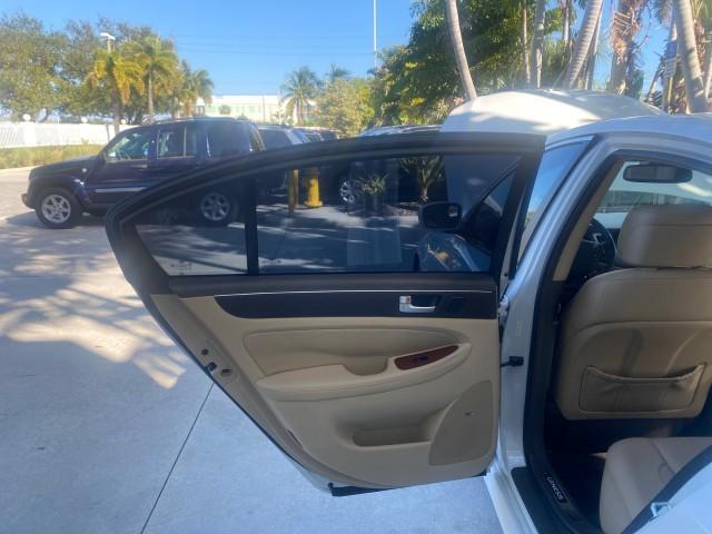2012 White Satin Pearl /Saddle Hyundai Genesis 4.6L V8 LOW MILES PEARL WHITE (KMHGC4DF6CU) with an 4.6L DOHC MPI 32-Valve V8 Engine engine, Automatic transmission, located at 4701 North Dixie Hwy, Pompano Beach, FL, 33064, (954) 422-2889, 26.240938, -80.123474 - OUR WEBPAGE FLORIDACARS1.COM HAS OVER 100 PHOTOS AND FREE CARFAX LINK 2012 HYUNDAI GENESIS 4.6L V8 THIS CAR IS LOADED WITH EVERY OPTION POSSIBLE NEW $44,500 VIN: KMHGC4DF6CU166625 K M H G C 4 D F 6 C U 1 6 6 6 2 5 SEDAN 4 DR 4.6L V8 F DOHC 32V GASOLINE 25 MPG REAR WHEEL DRIVE Features A/C Seat(s) AB - Photo#13
